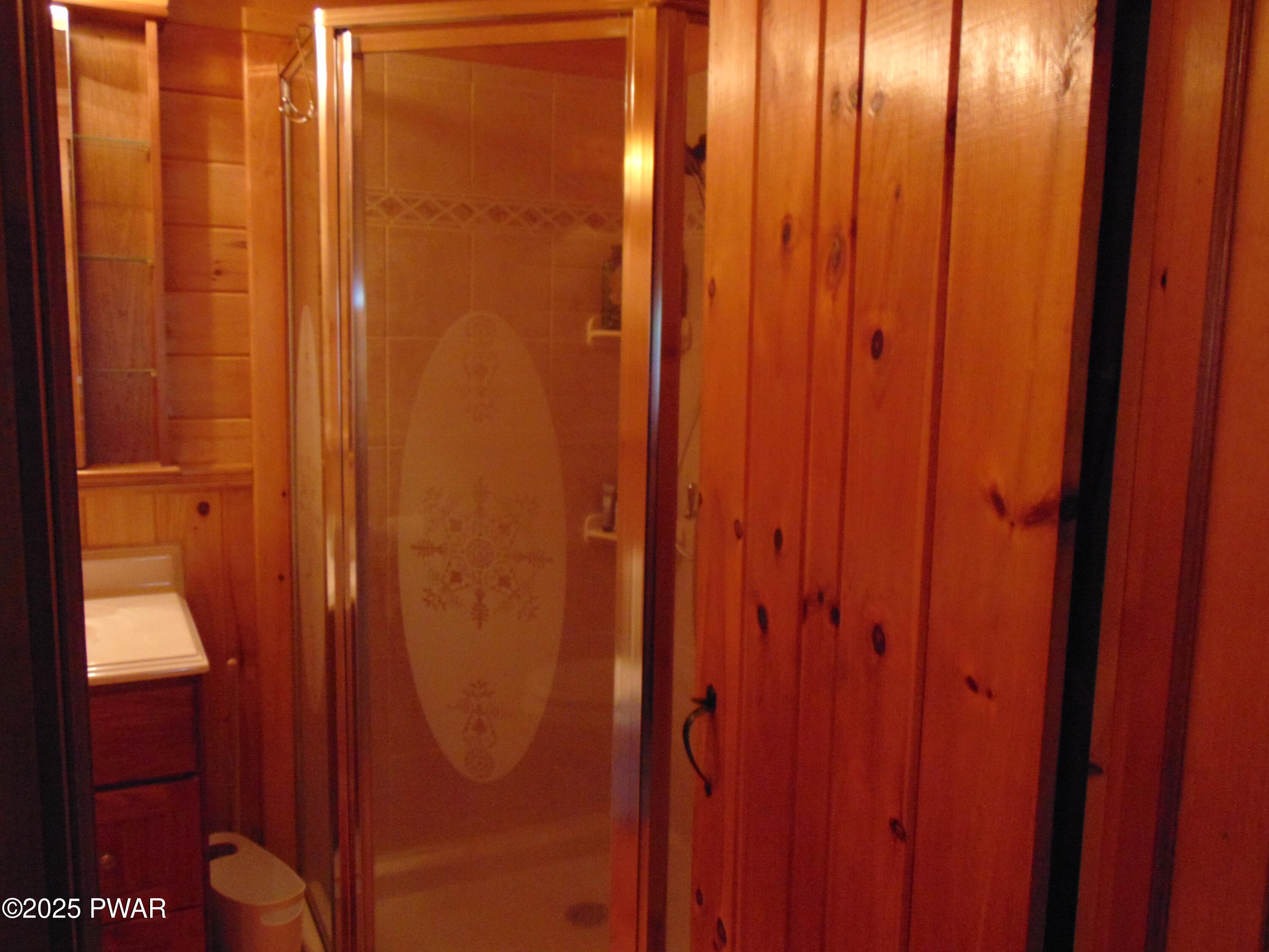 105 Leonard Lane, Paupack, Pennsylvania image 30
