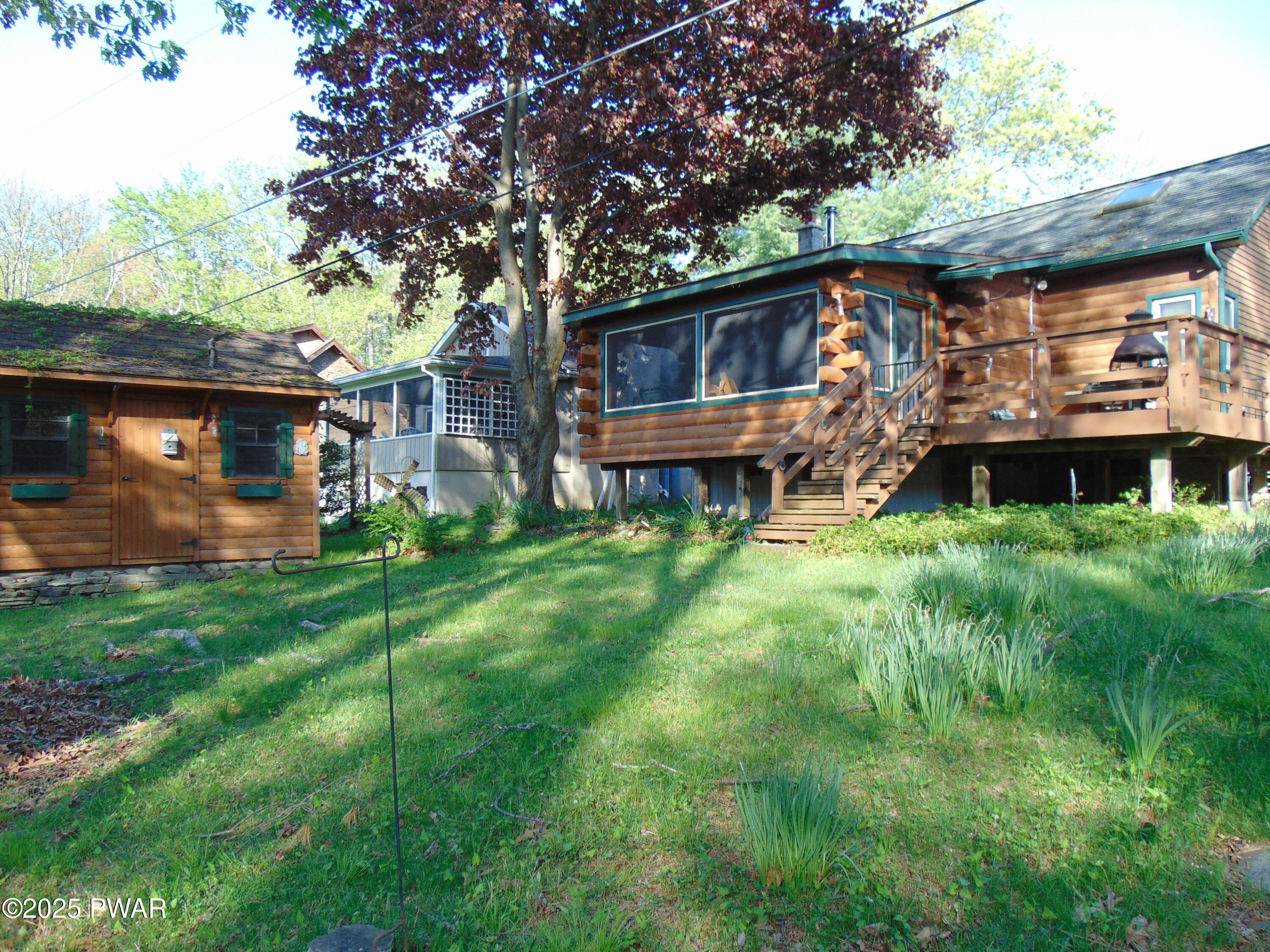 105 Leonard Lane, Paupack, Pennsylvania image 2