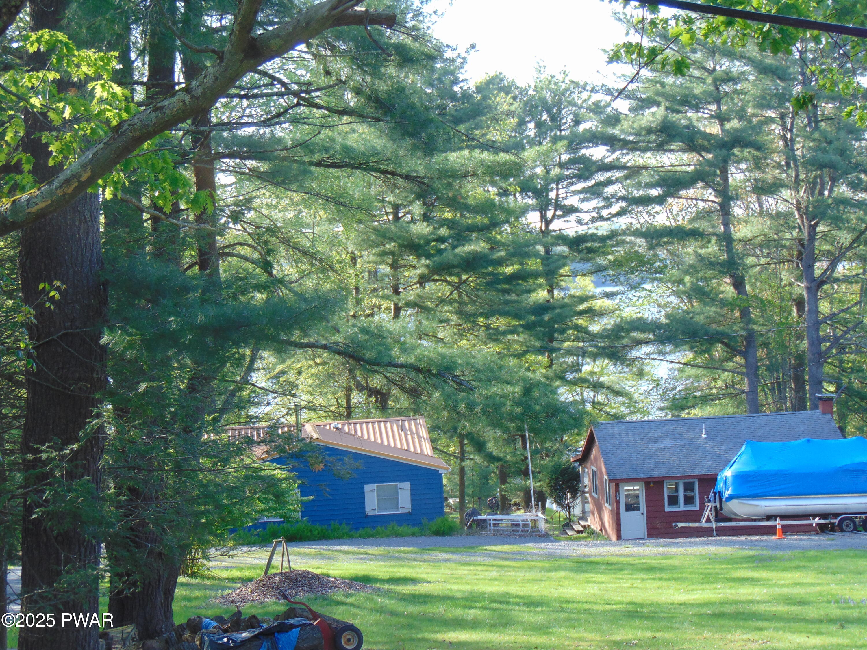 105 Leonard Lane, Paupack, Pennsylvania image 8