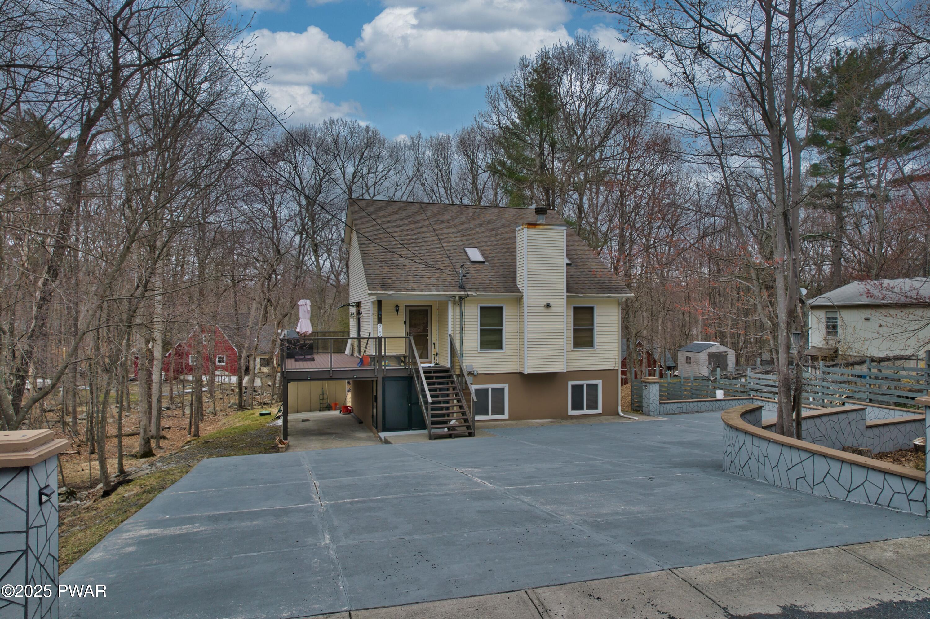 215 Wild Acres Drive, Dingmans Ferry, Pennsylvania image 3