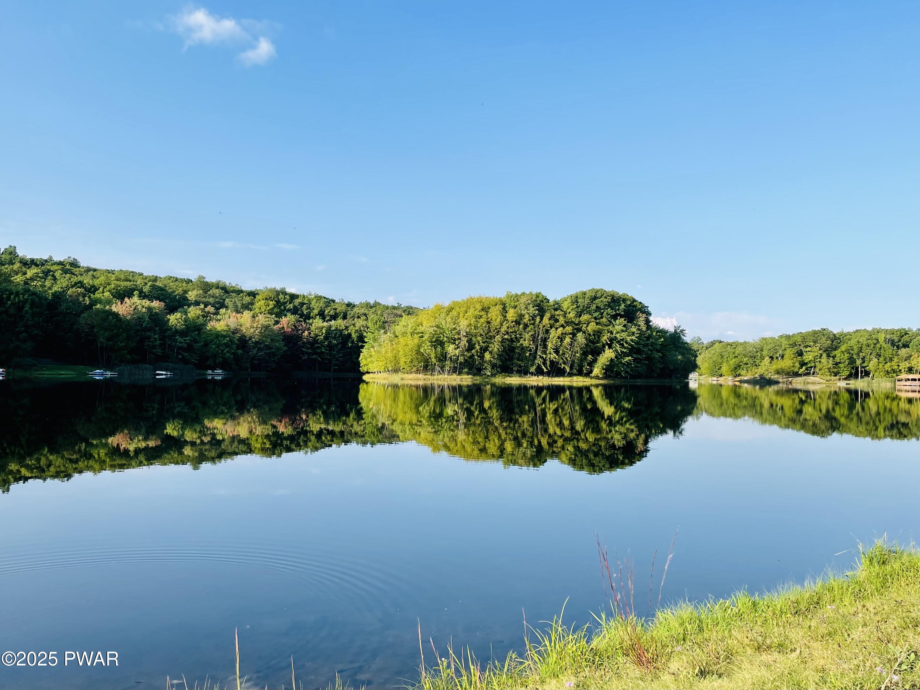 215 Wild Acres Drive, Dingmans Ferry, Pennsylvania image 39