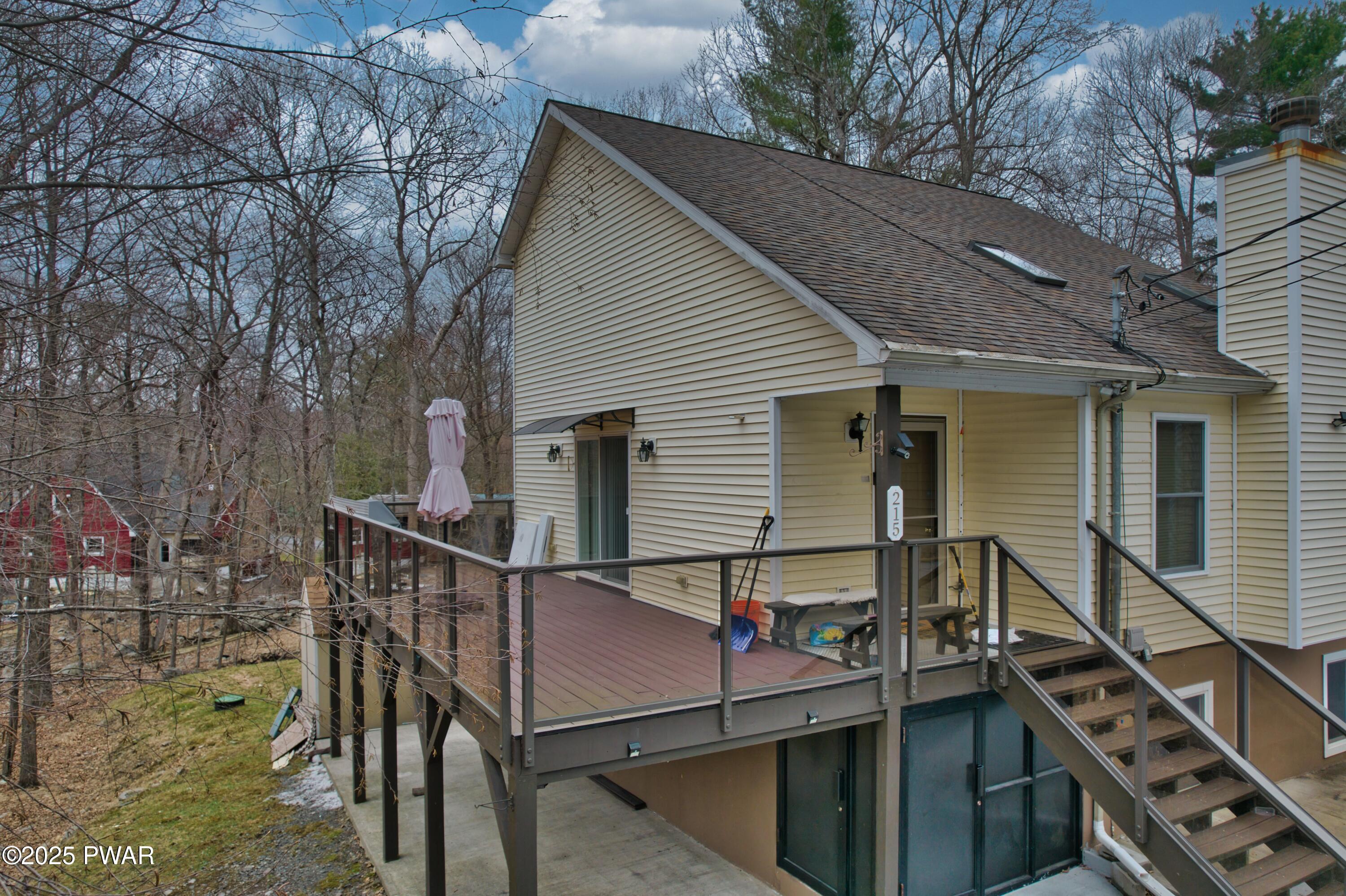 215 Wild Acres Drive, Dingmans Ferry, Pennsylvania image 4