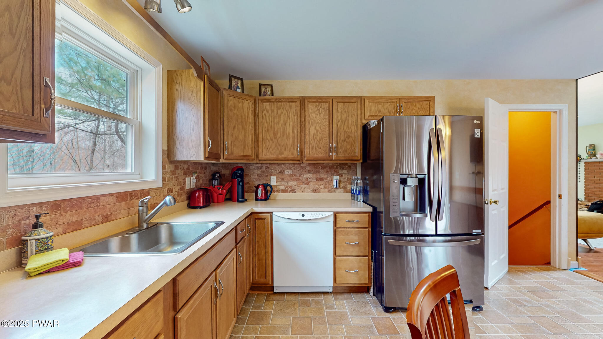 215 Wild Acres Drive, Dingmans Ferry, Pennsylvania image 12