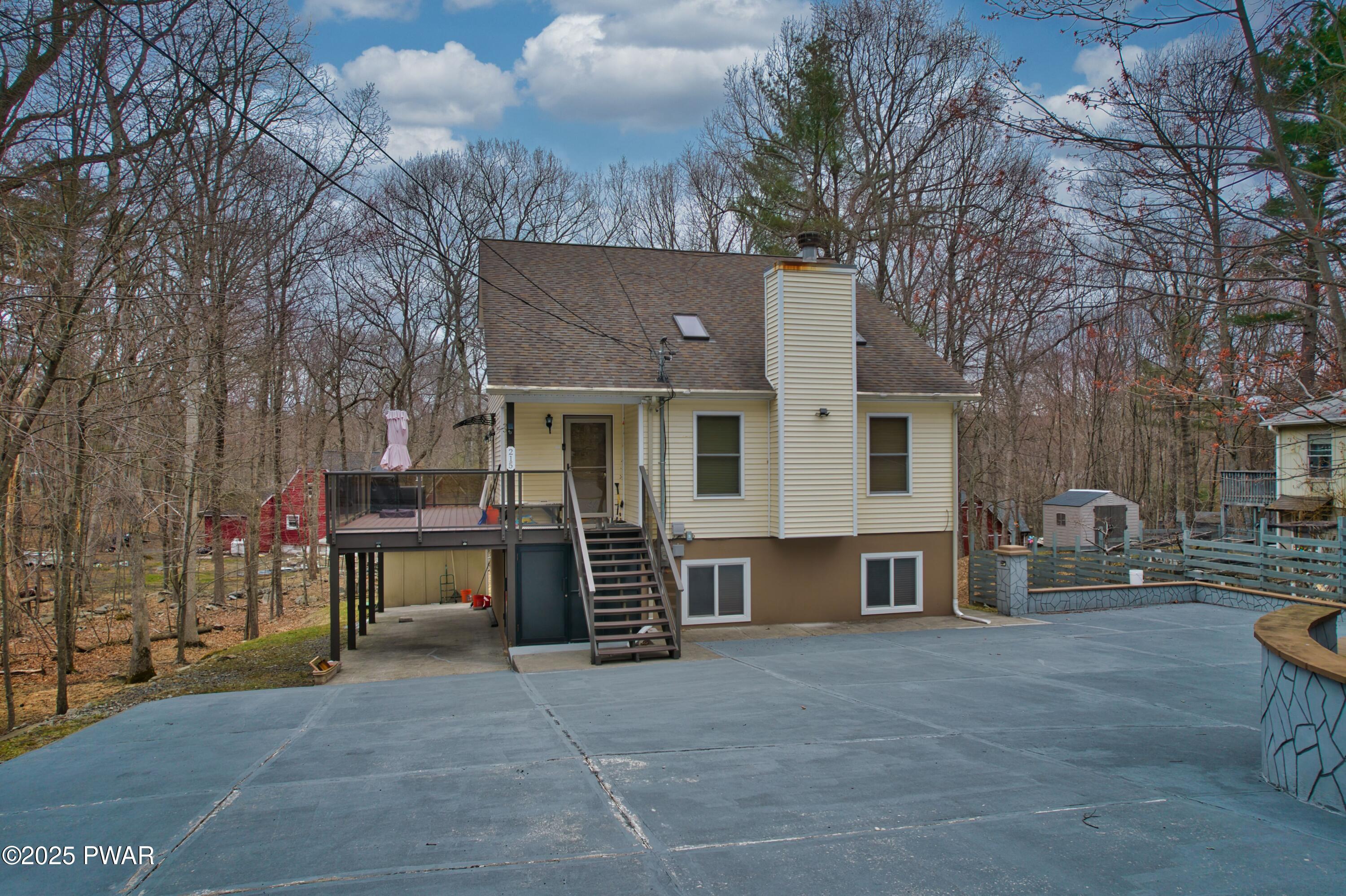 215 Wild Acres Drive, Dingmans Ferry, Pennsylvania image 1