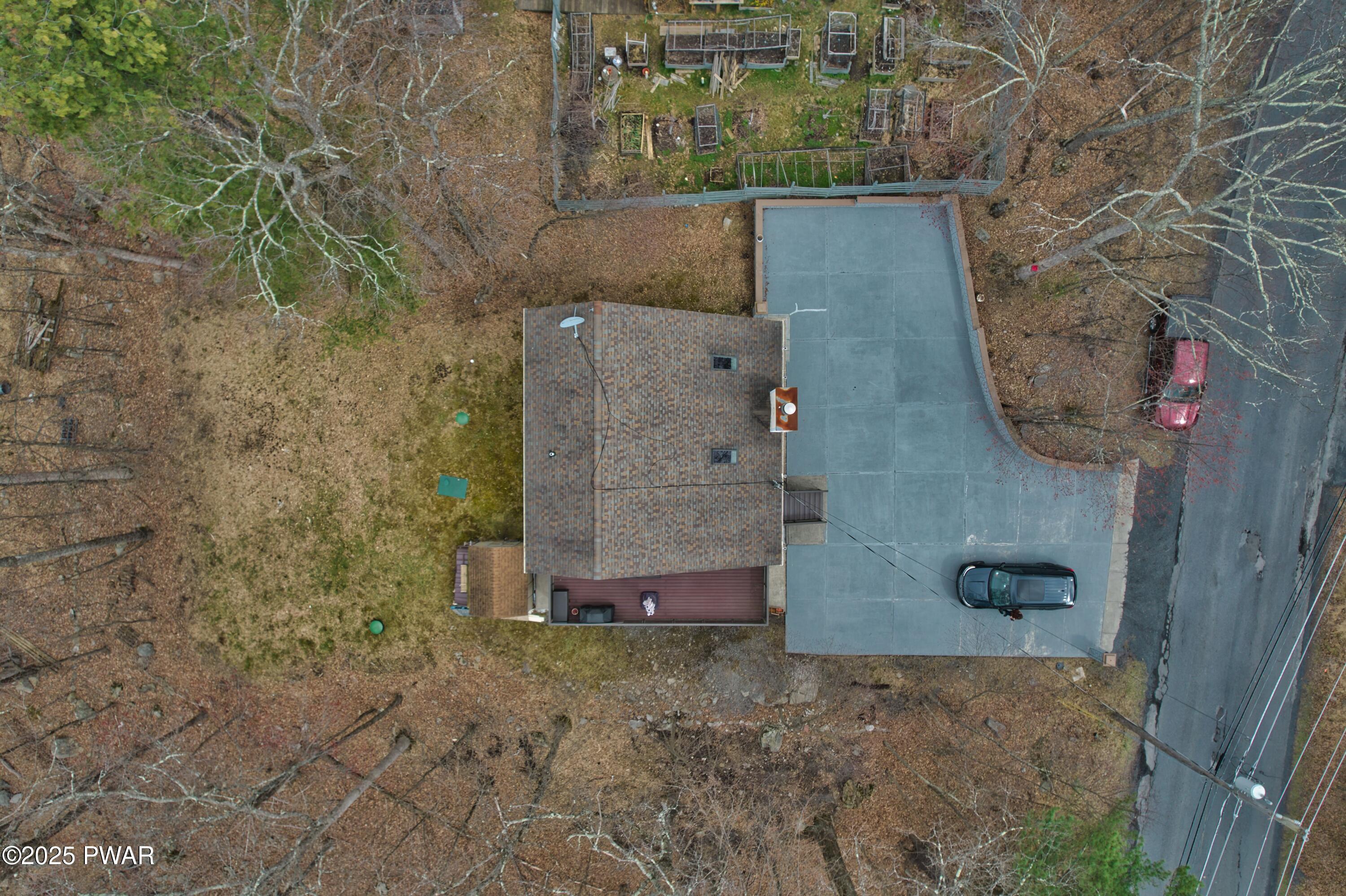 215 Wild Acres Drive, Dingmans Ferry, Pennsylvania image 5