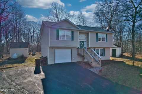 Homes For Sale - 135 N Forrest Drive<br/> Milford, PA 18337