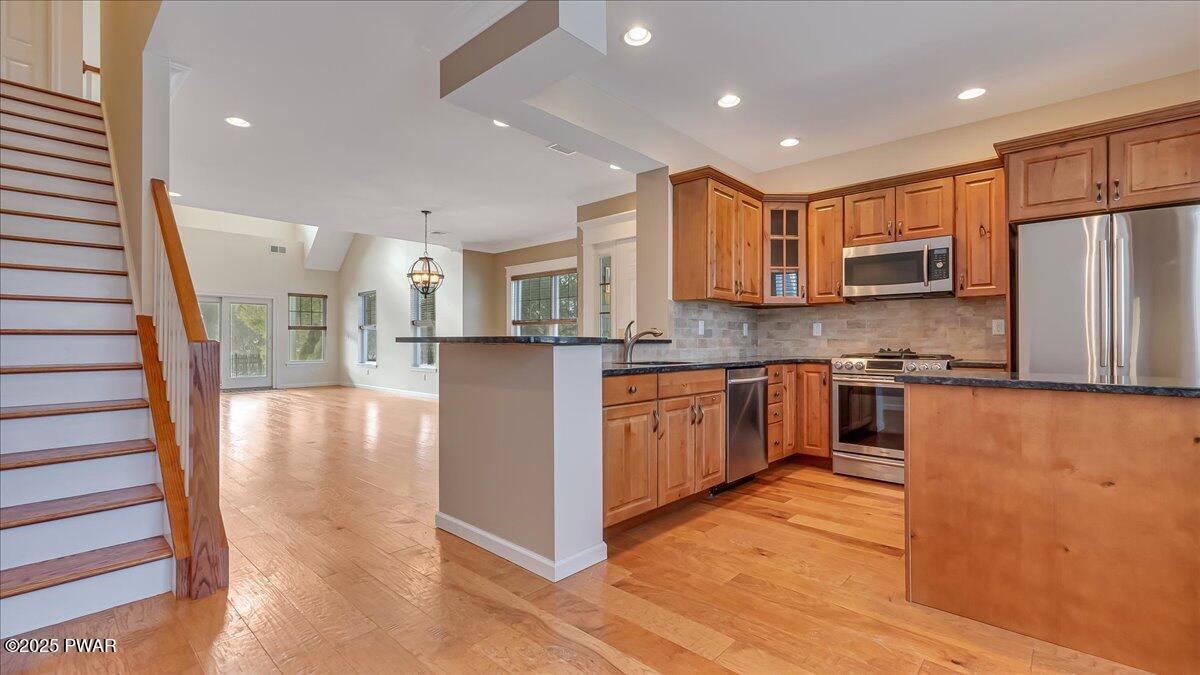 1010 Macintosh Way, Matamoras, Pennsylvania image 19
