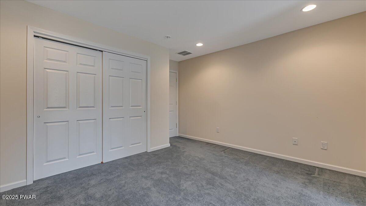1010 Macintosh Way, Matamoras, Pennsylvania image 38