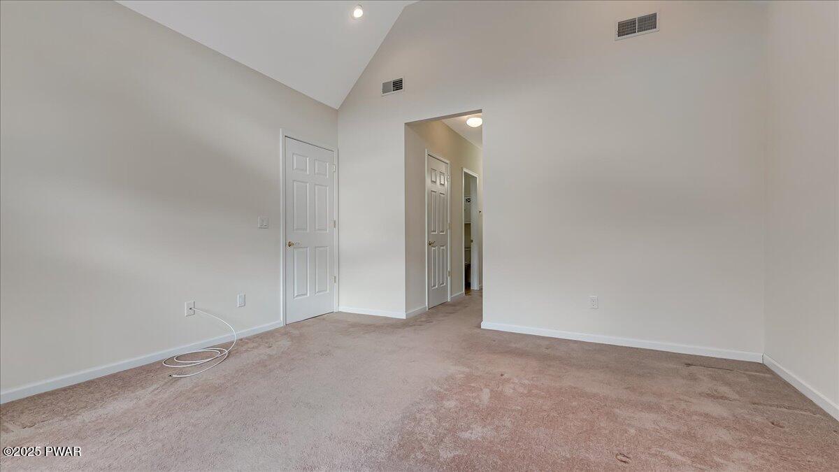 1010 Macintosh Way, Matamoras, Pennsylvania image 27
