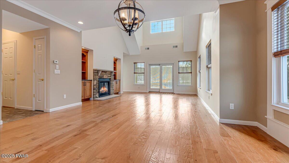 1010 Macintosh Way, Matamoras, Pennsylvania image 5