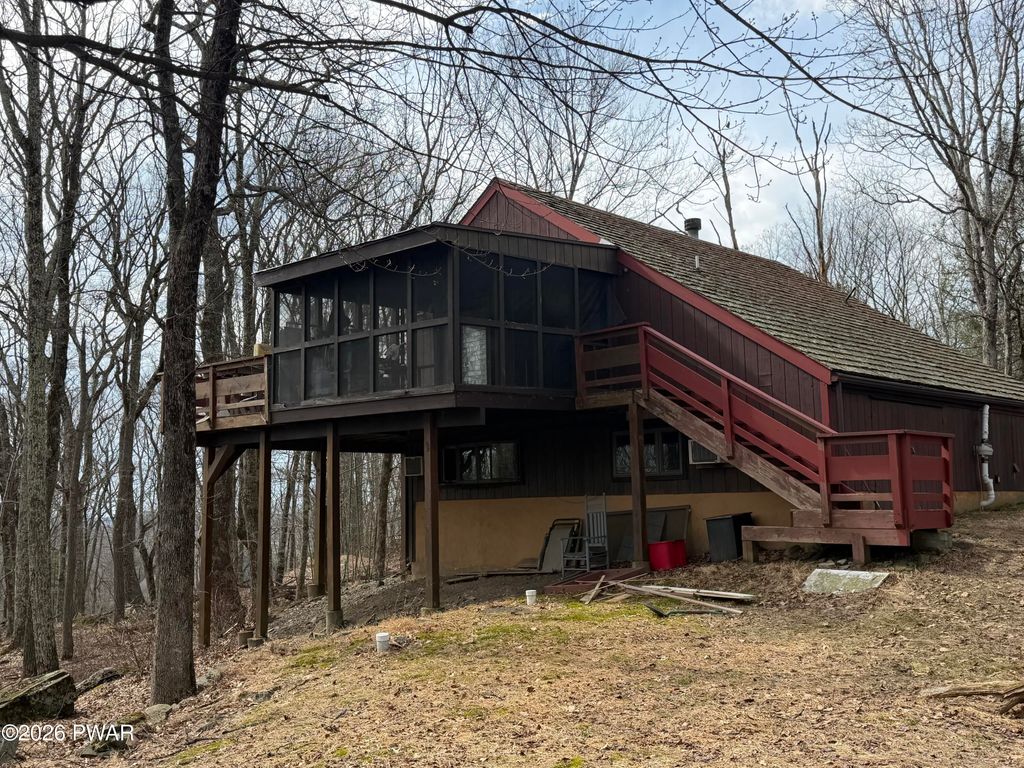 Photo of 128 Horseshoe Lane, Lords Valley, PA 18428 (MLS # PW260487)