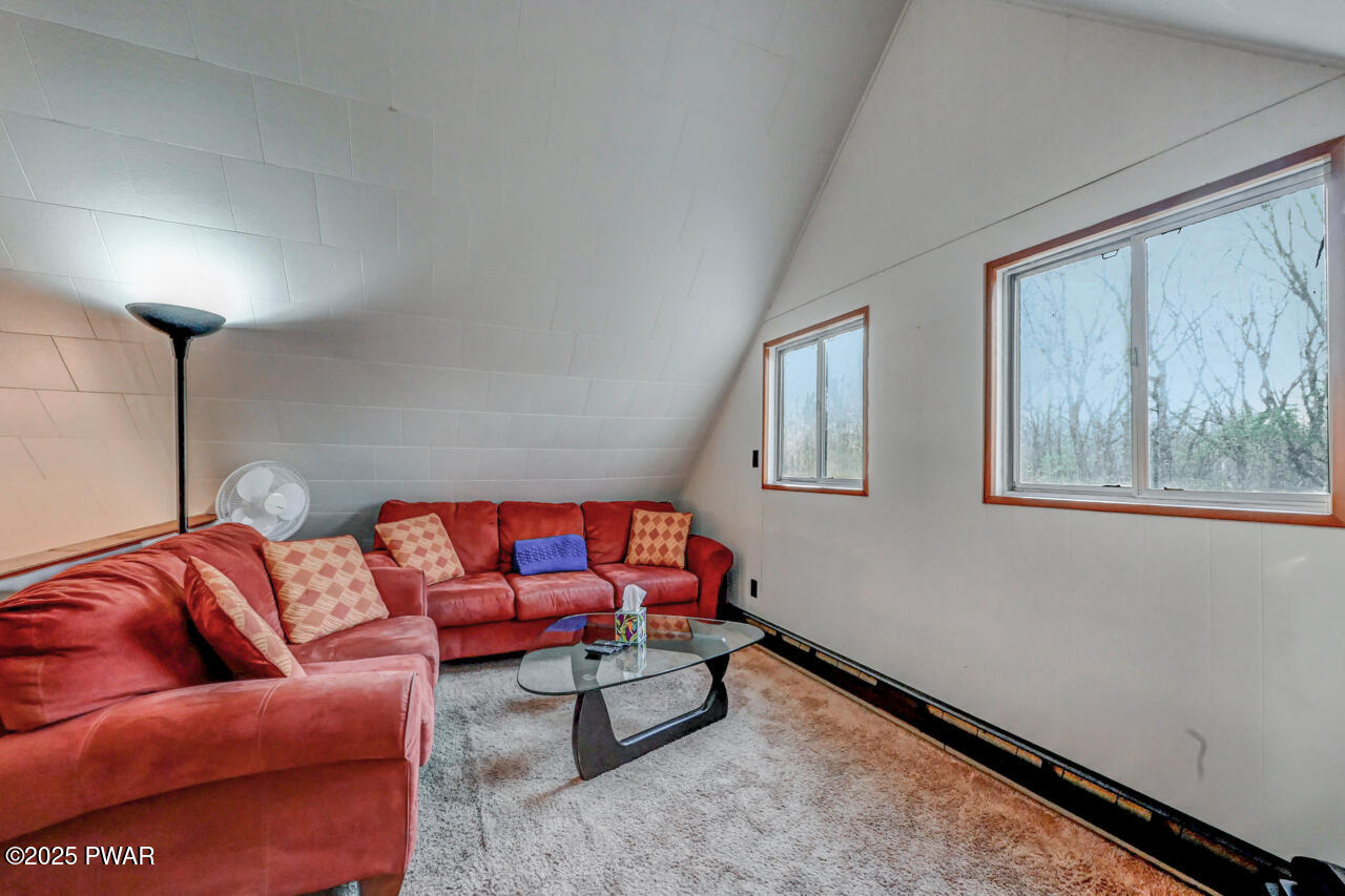 3218 Bluebird Drive, Bushkill, Pennsylvania image 38