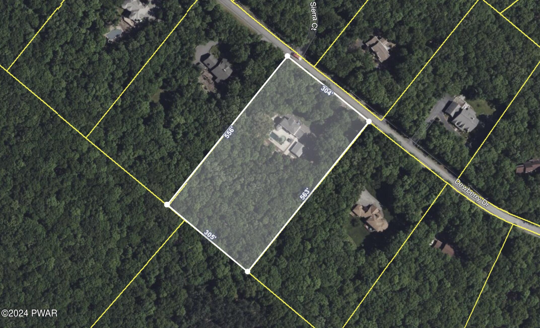 Hawley, Pennsylvania 18428, United States, 5 Bedrooms Bedrooms, ,4 BathroomsBathrooms,Residential,Pending,53322