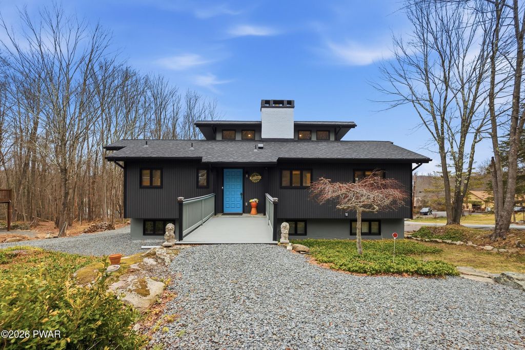 Photo of 1647 Windemere Place, Lake Ariel, PA 18436 (MLS # PW260846)