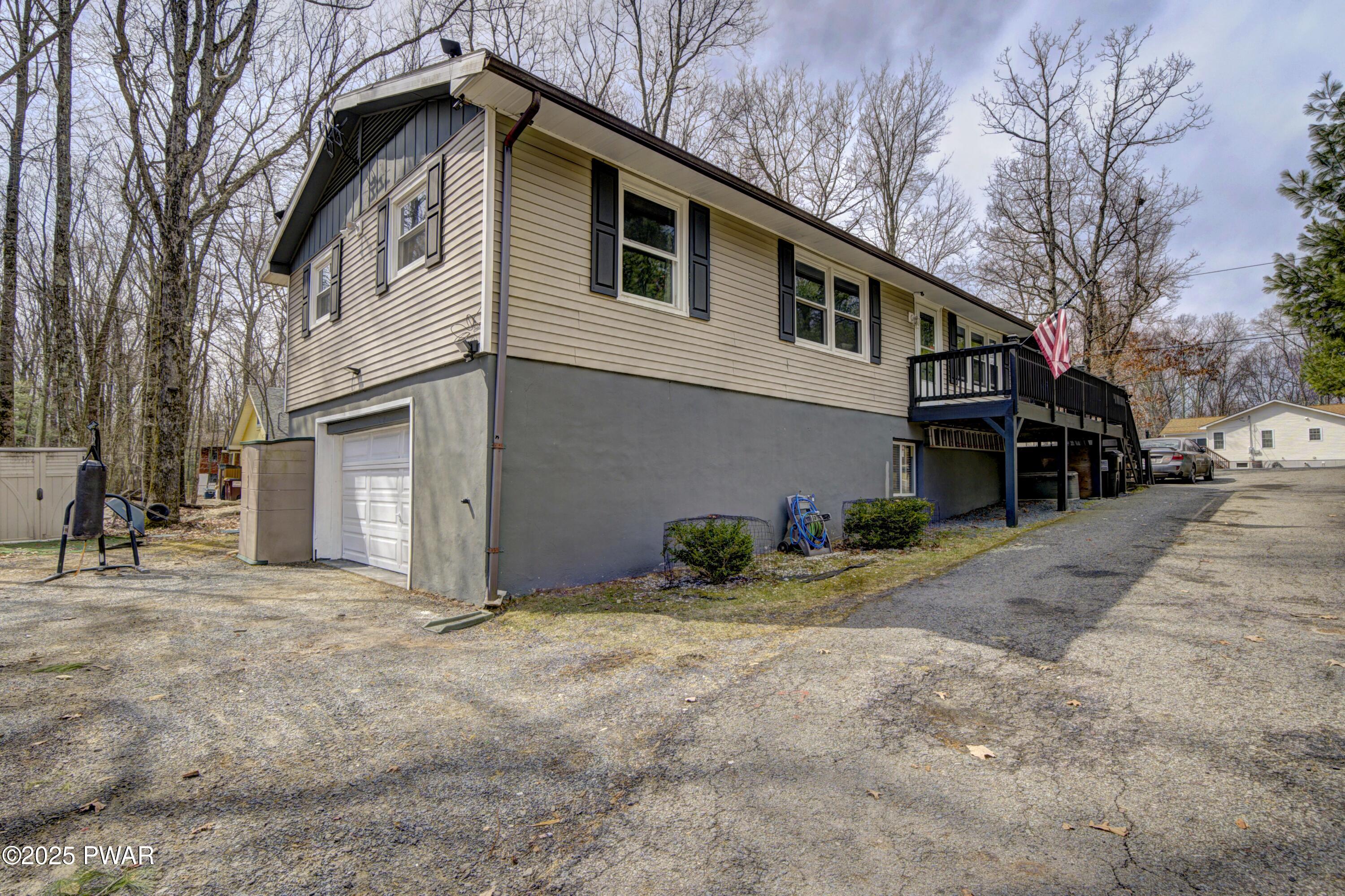 800 Song Mountain Terrace, Tafton, Pennsylvania image 2