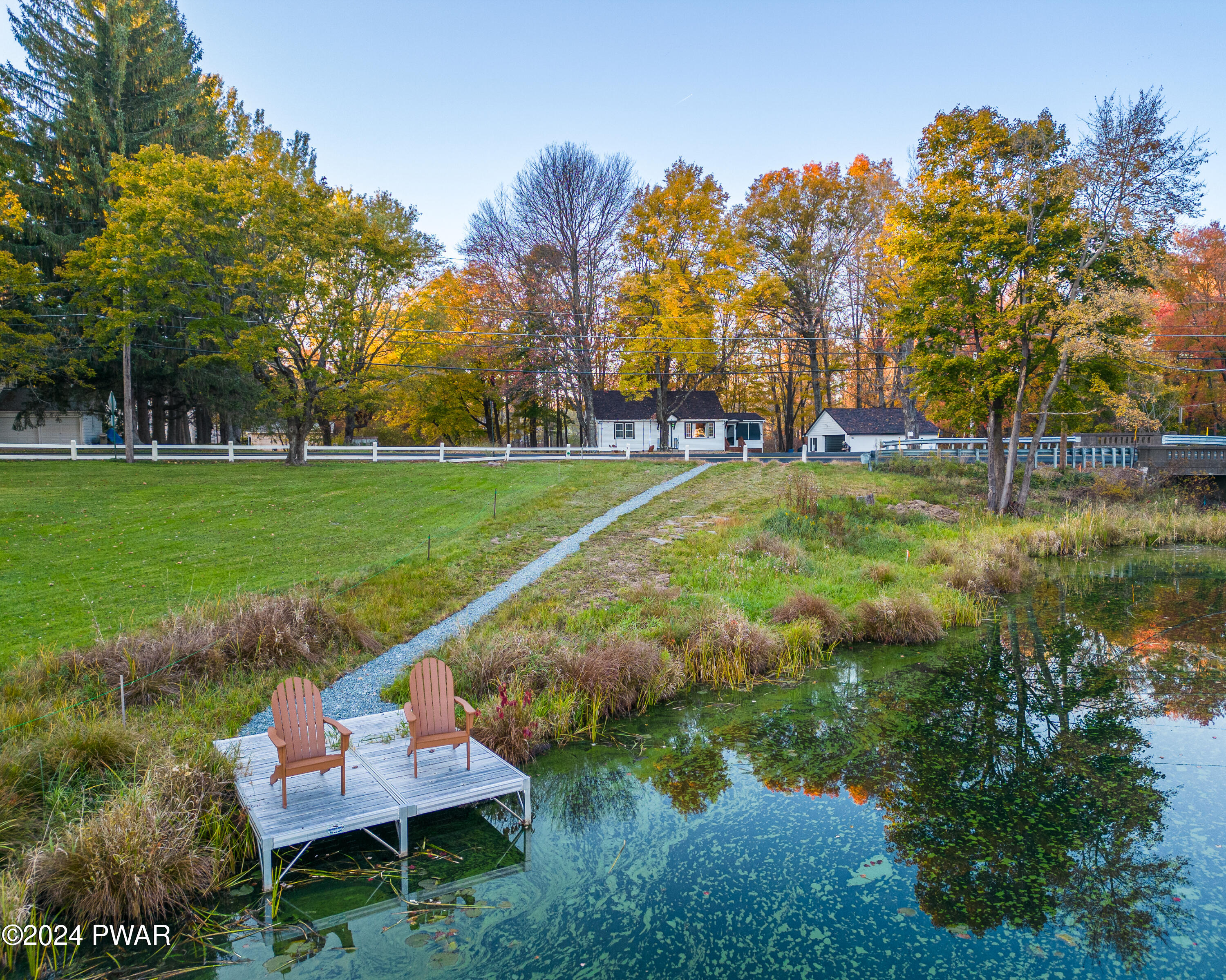 364 E Shore Drive, Lake Ariel, Pennsylvania image 4