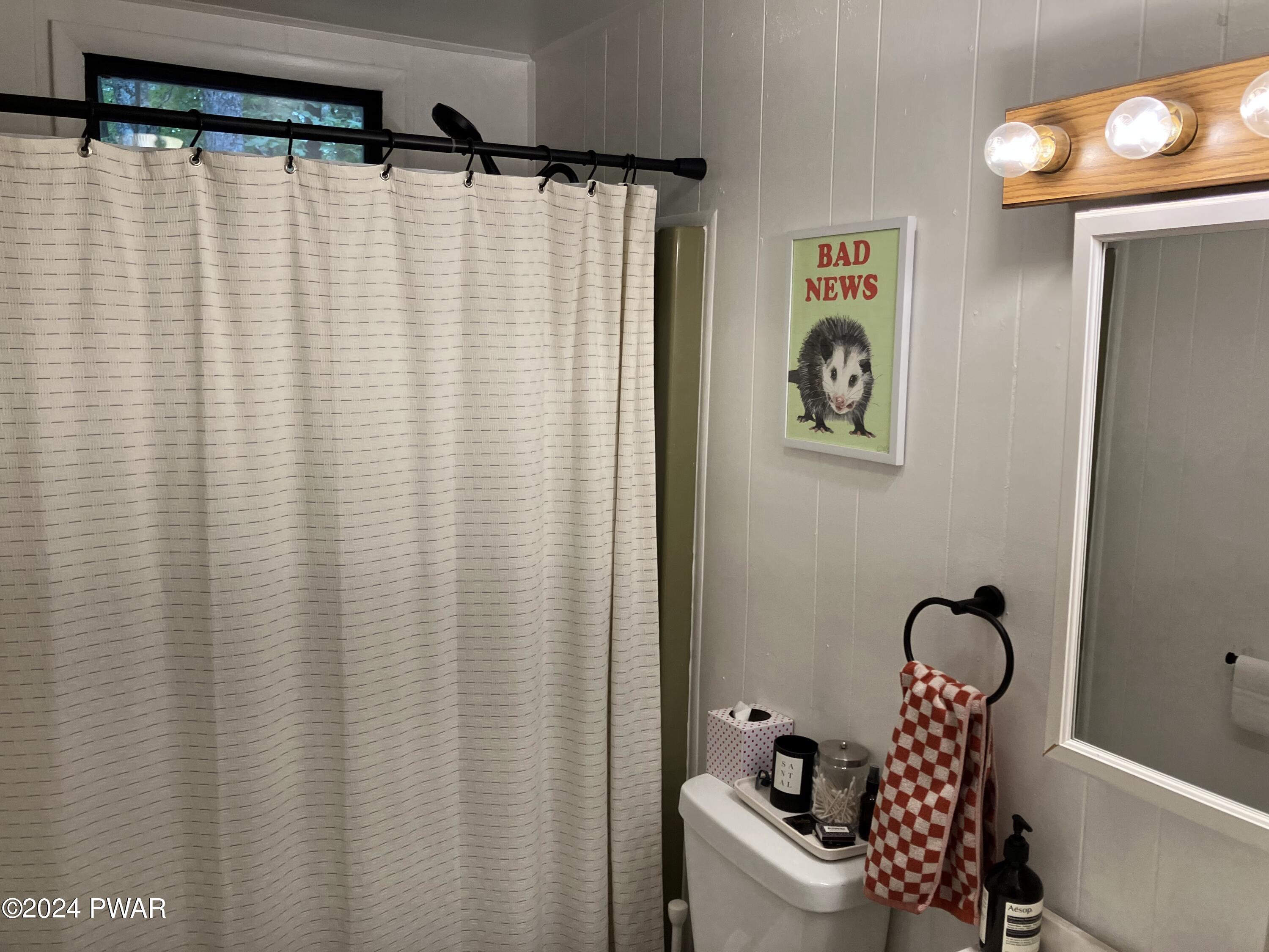 Lords Valley, Pennsylvania 18428, United States, 3 Bedrooms Bedrooms, ,2 BathroomsBathrooms,Residential,Active,68939