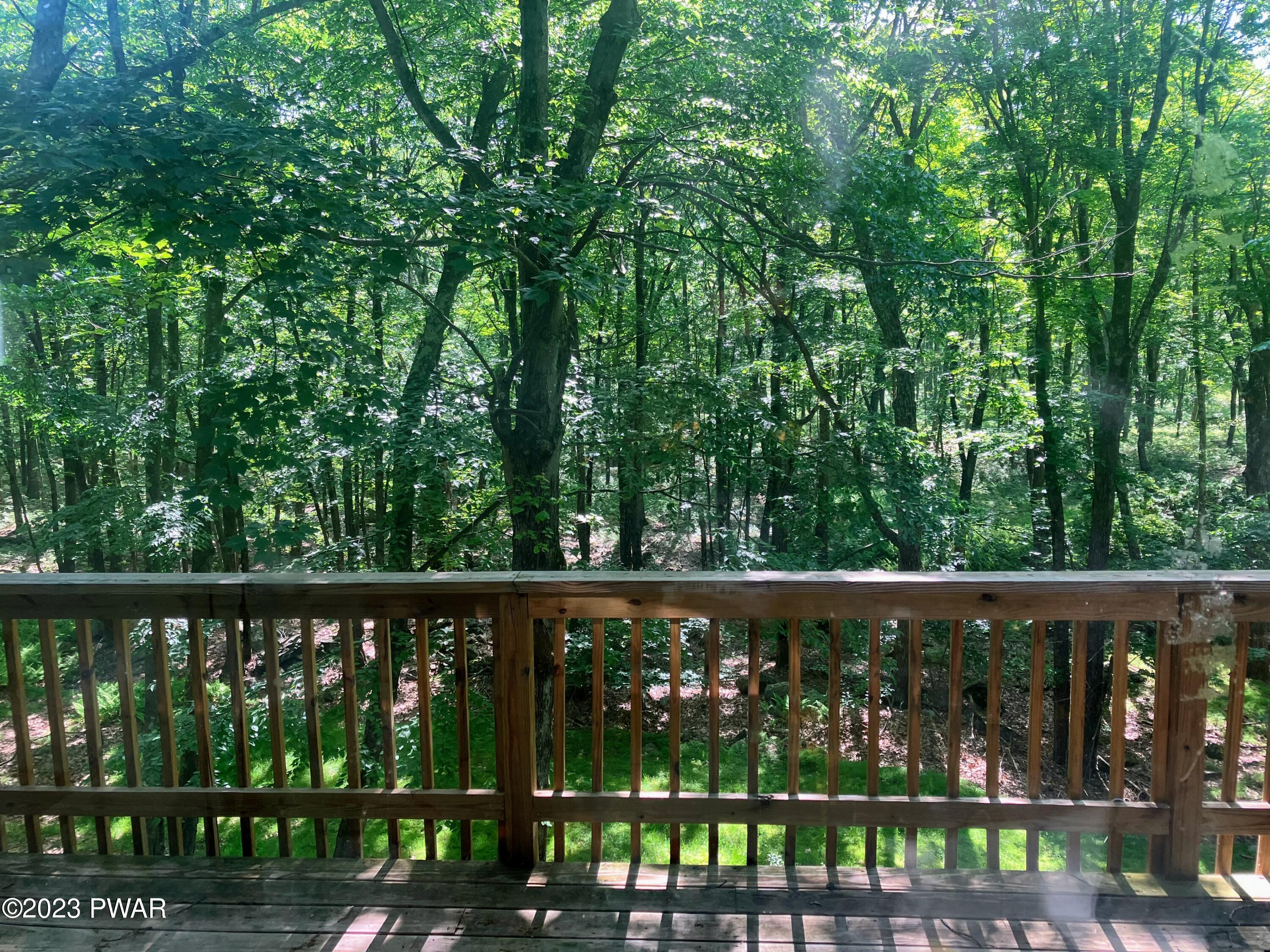 Lords Valley, Pennsylvania 18428, United States, 3 Bedrooms Bedrooms, ,2 BathroomsBathrooms,Residential,Active,68939