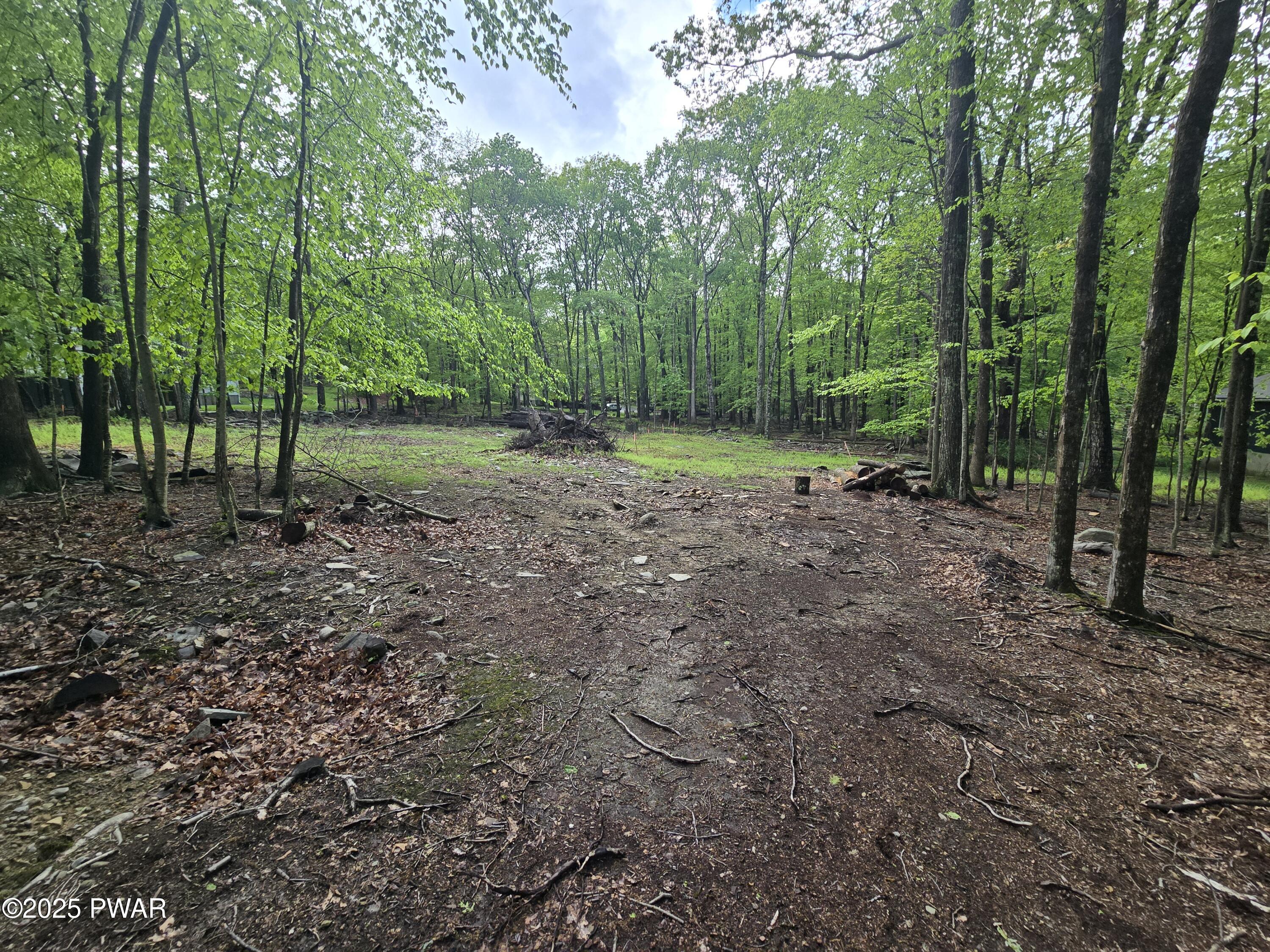 217 Aspen Drive, Milford, Pennsylvania image 3