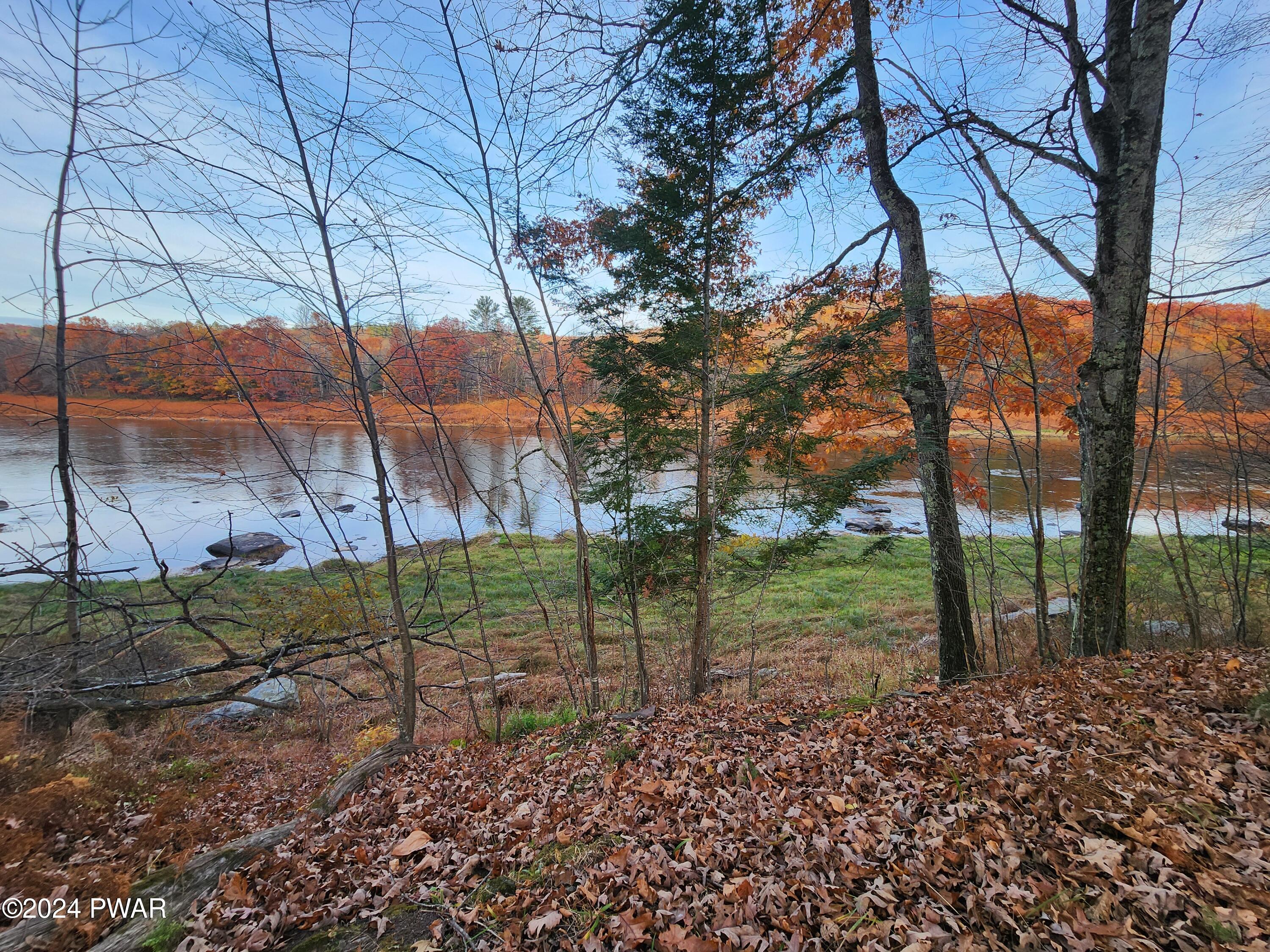 River Road, Beach Lake, Pennsylvania image 5