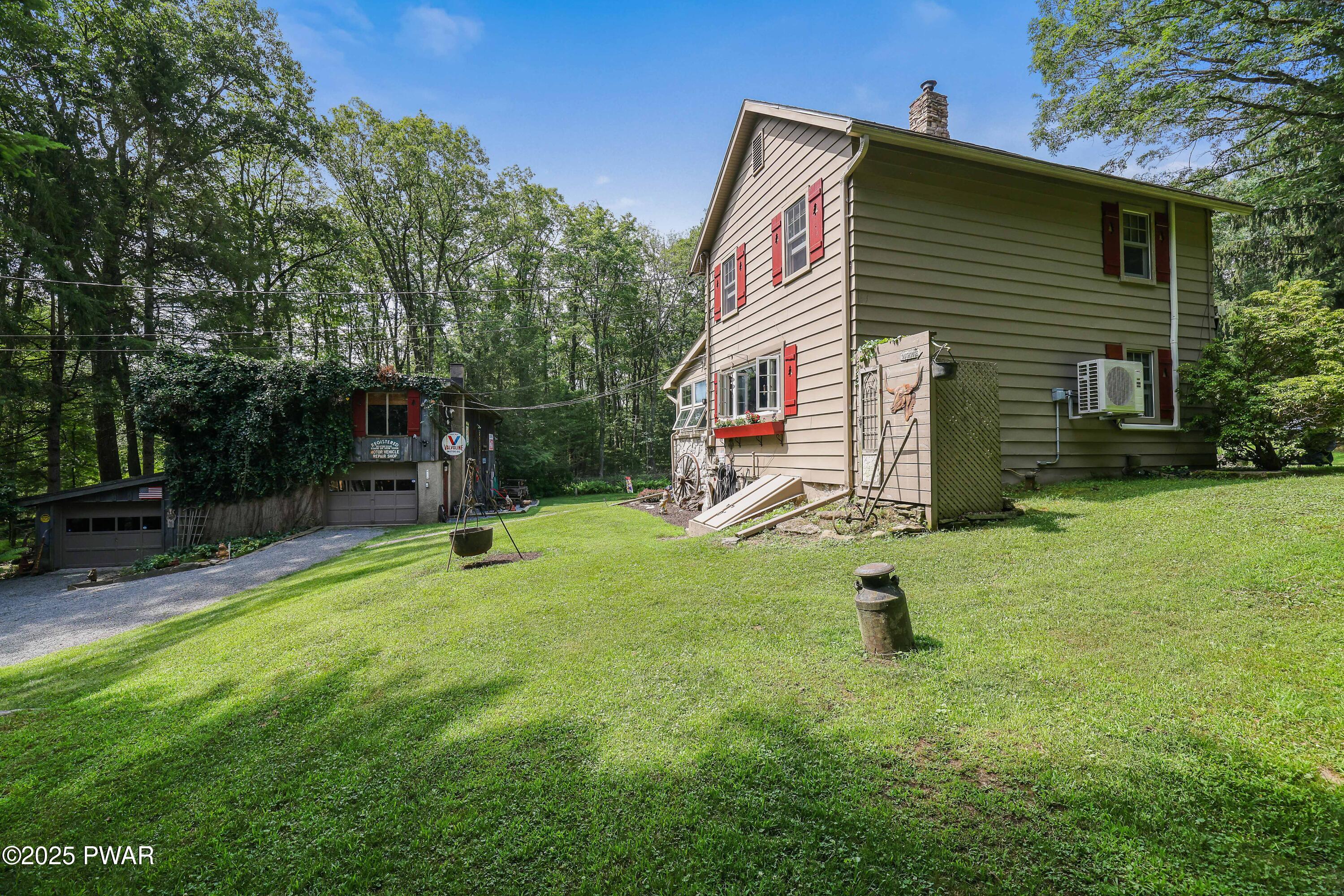 Hawley, Pennsylvania 18428, United States, 1 Bedroom Bedrooms, ,1 BathroomBathrooms,Residential,Active,171516