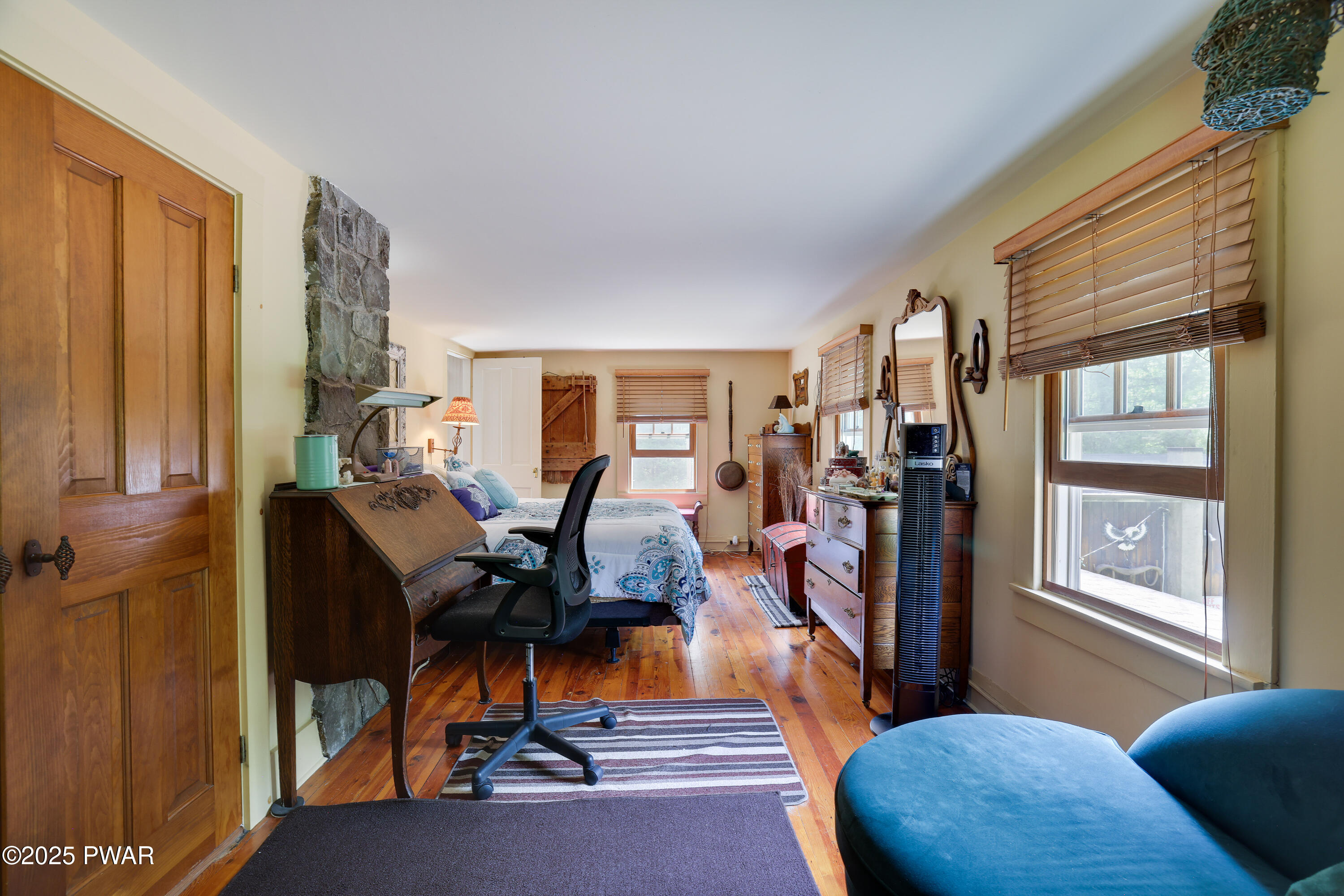 Hawley, Pennsylvania 18428, United States, 1 Bedroom Bedrooms, ,1 BathroomBathrooms,Residential,Active,171516