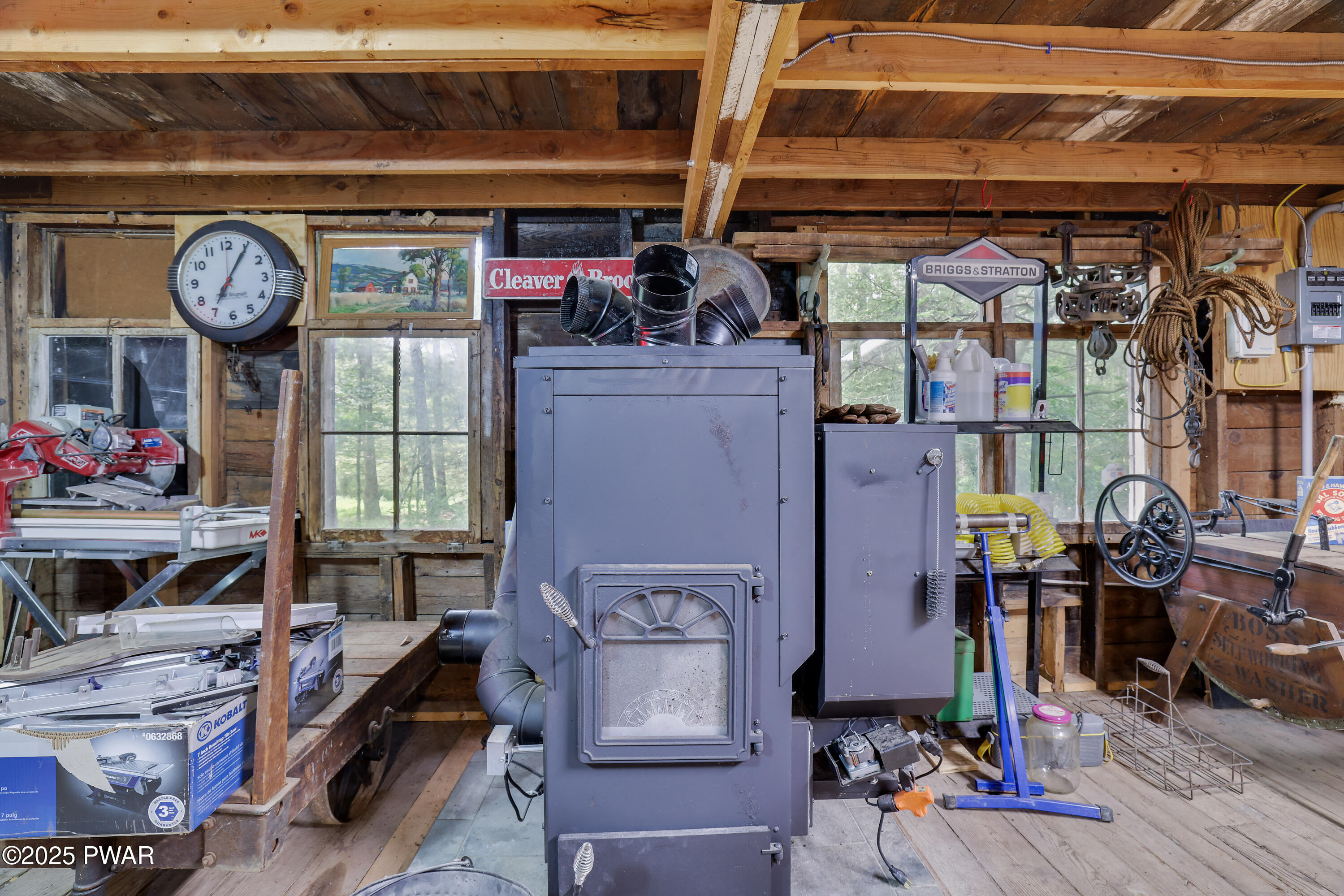 Hawley, Pennsylvania 18428, United States, 1 Bedroom Bedrooms, ,1 BathroomBathrooms,Residential,Active,171516