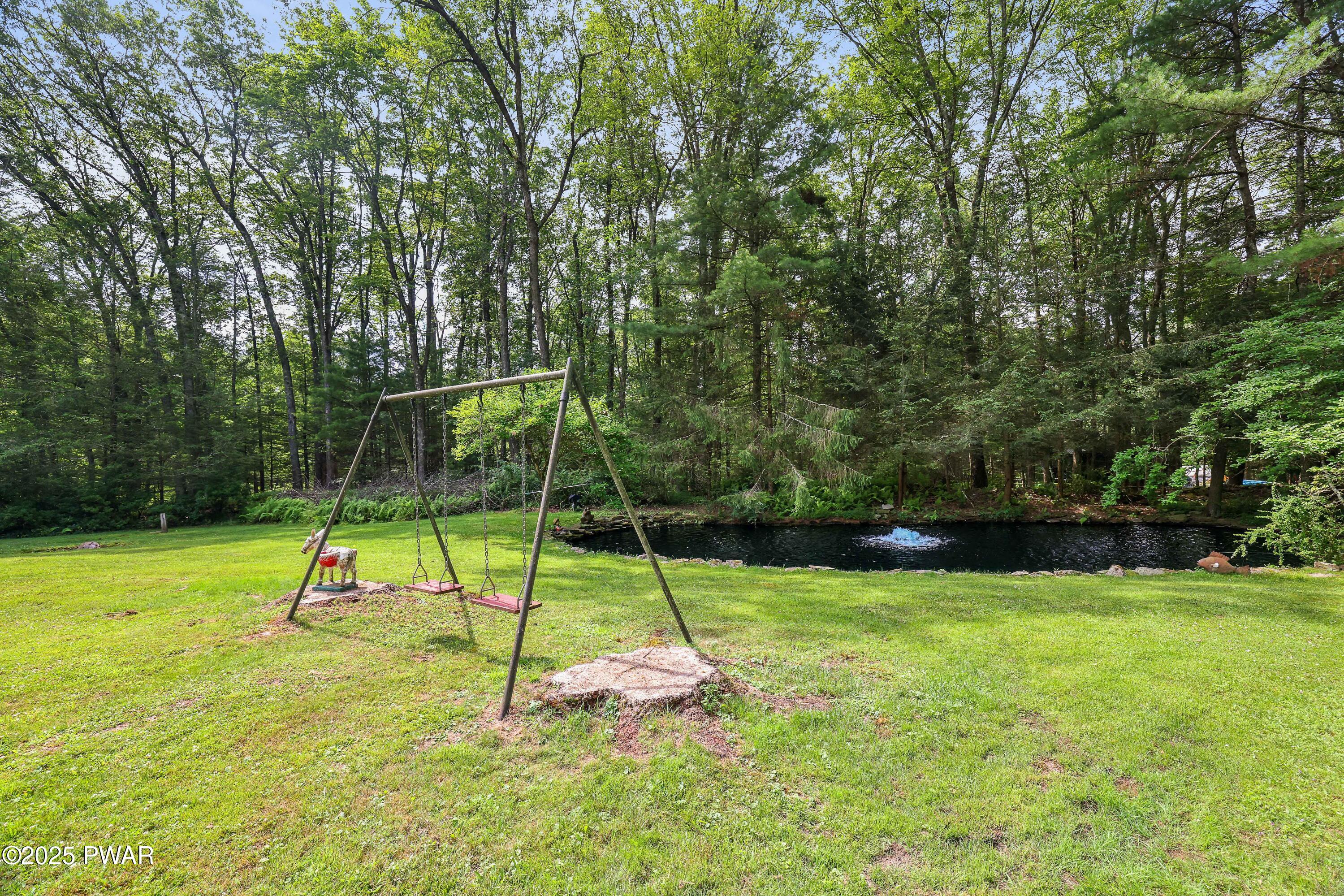 Hawley, Pennsylvania 18428, United States, 1 Bedroom Bedrooms, ,1 BathroomBathrooms,Residential,Active,171516