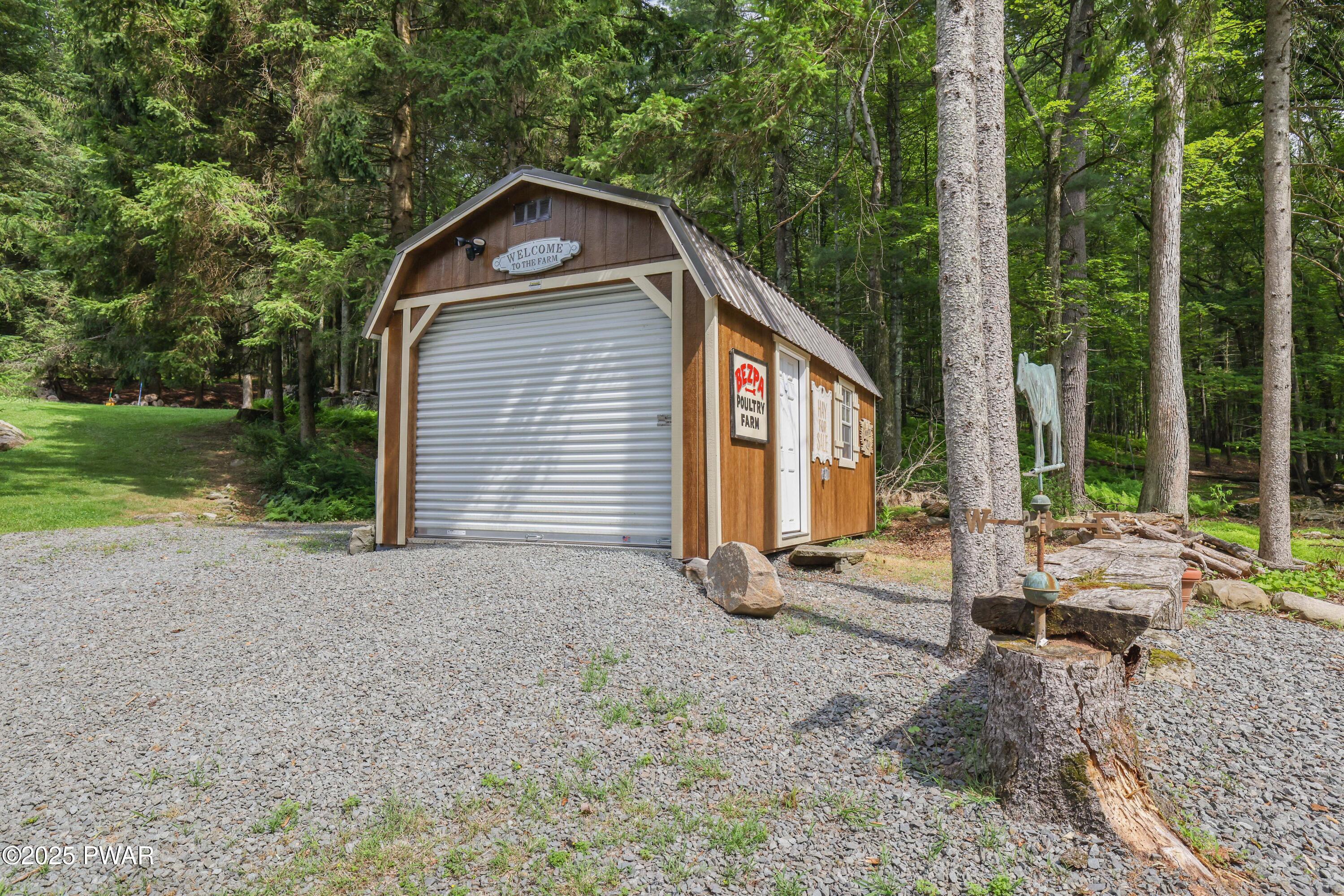 Hawley, Pennsylvania 18428, United States, 1 Bedroom Bedrooms, ,1 BathroomBathrooms,Residential,Active,171516