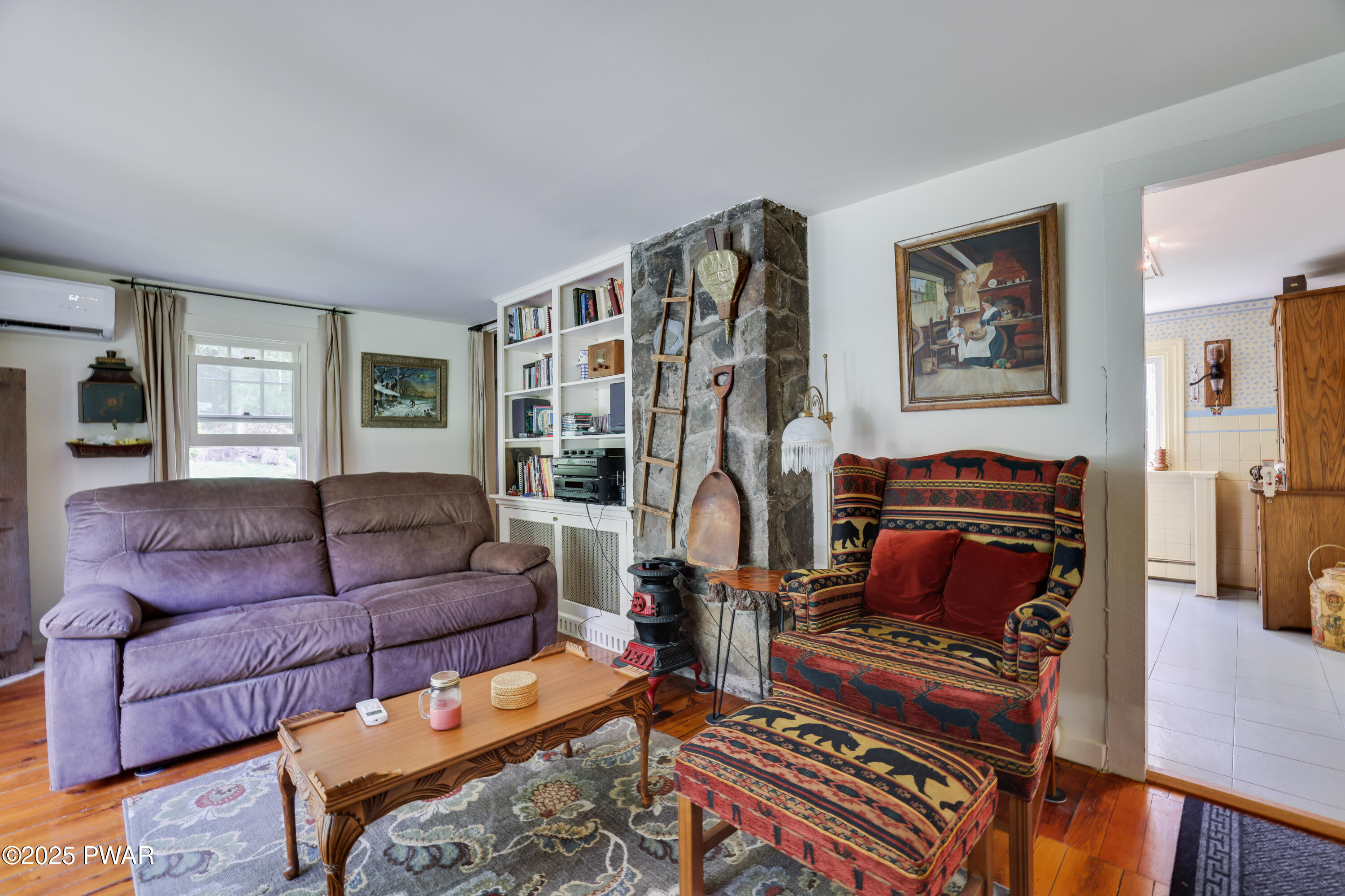 Hawley, Pennsylvania 18428, United States, 1 Bedroom Bedrooms, ,1 BathroomBathrooms,Residential,Active,171516