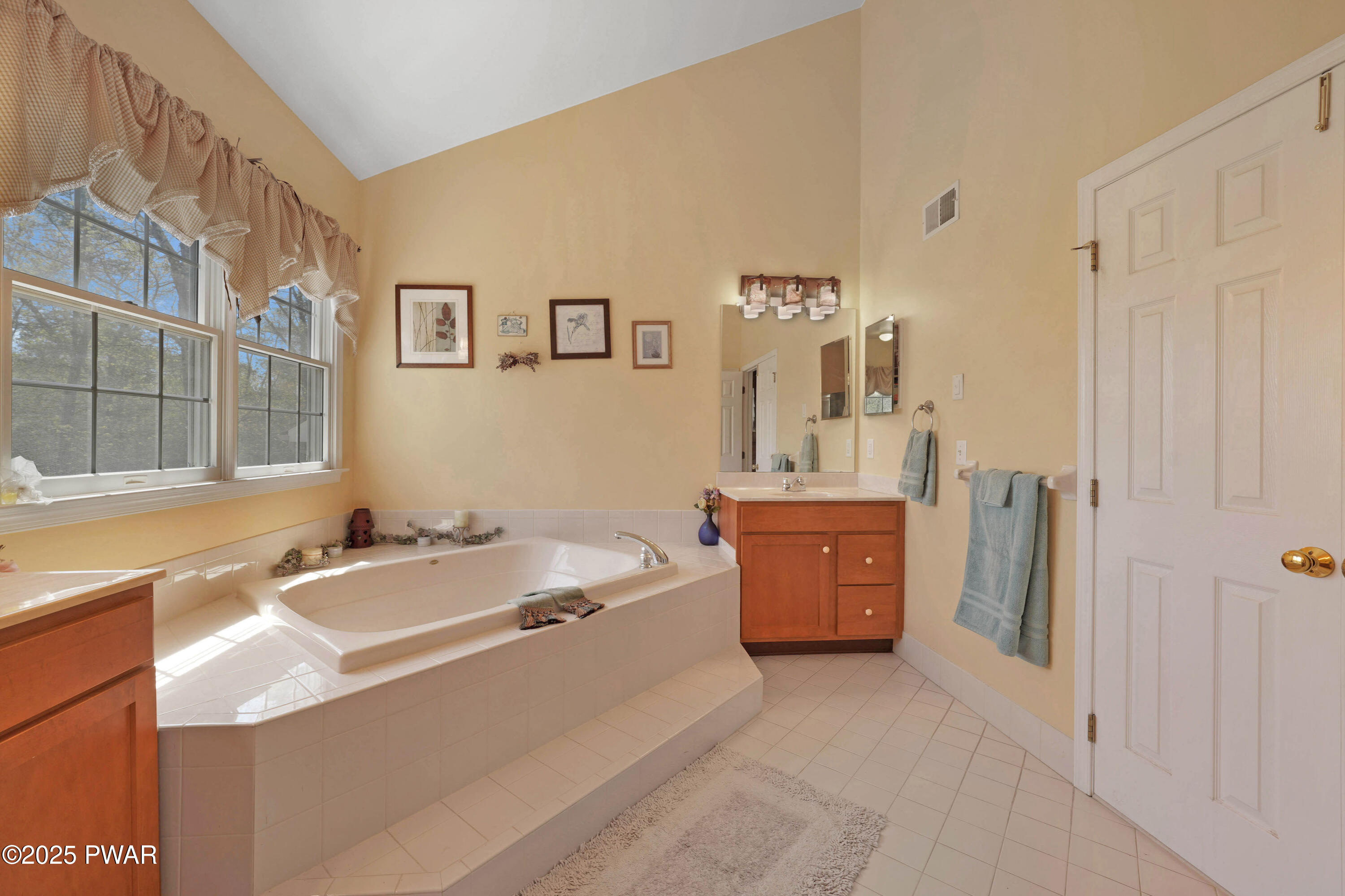 173 Skyline Drive, Milford, Pennsylvania image 32