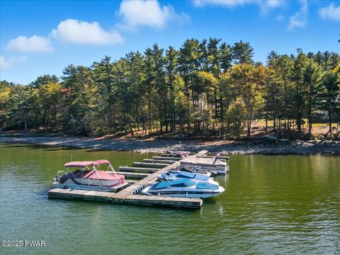 Condo For Sale - 605 Waterview Lane #UNIT 39<br/> Greentown, PA 18426
