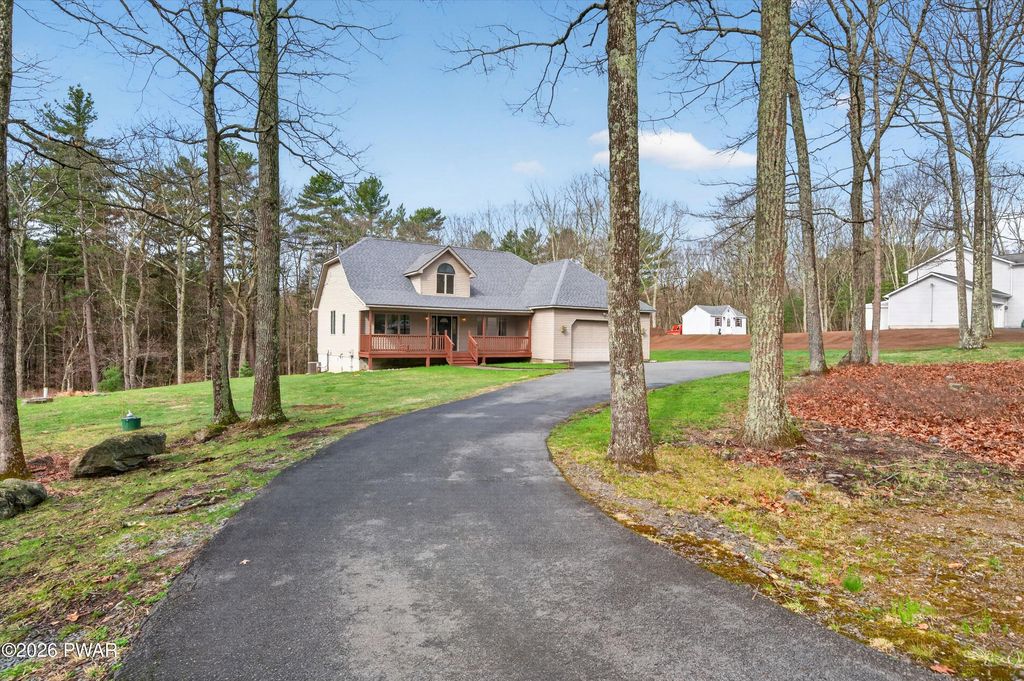 Photo of 117 Stone Ridge Lane, Milford, PA 18337 (MLS # PW260974)