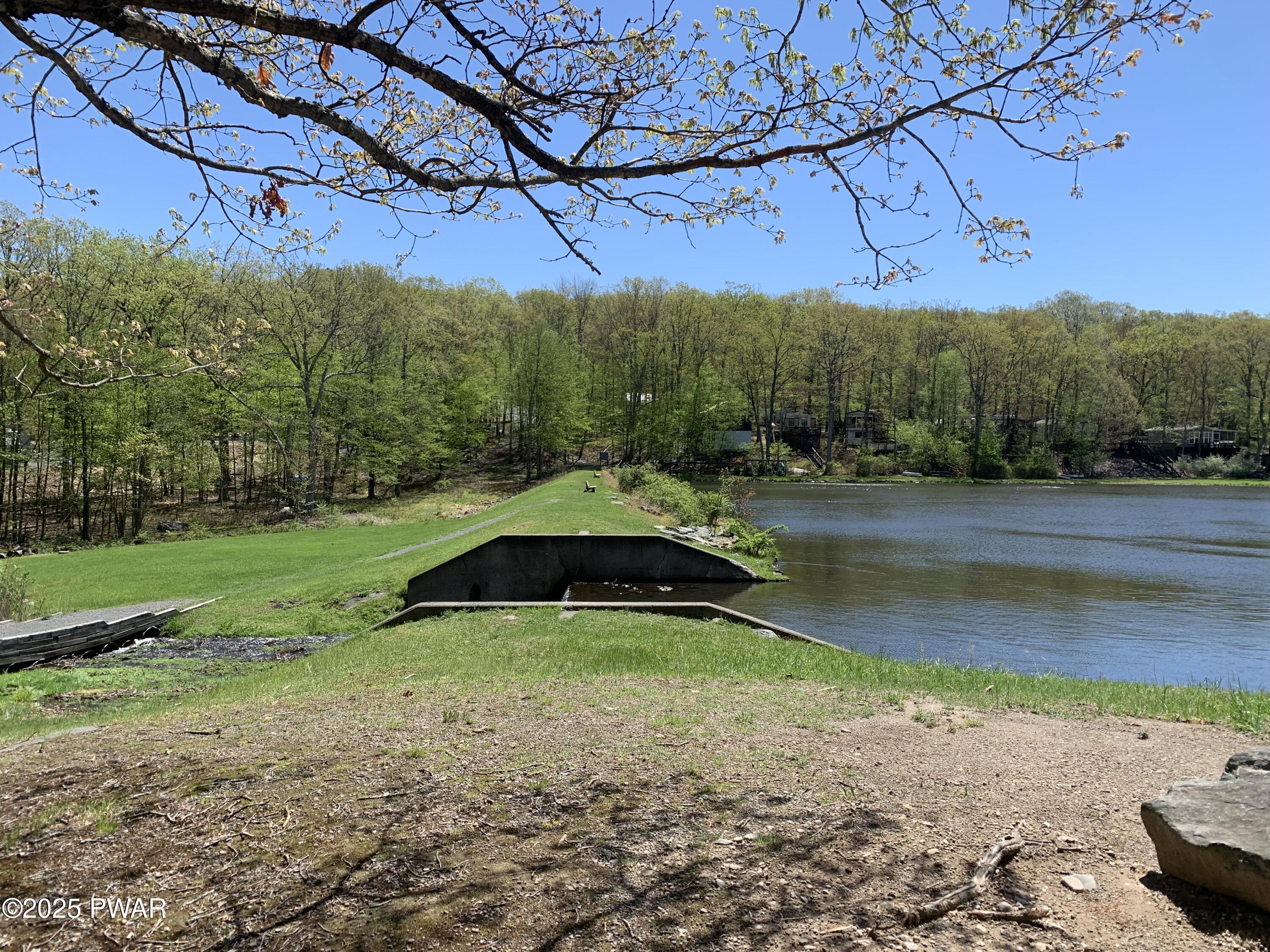 136 Birchy Brook Drive, Milford, Pennsylvania image 25