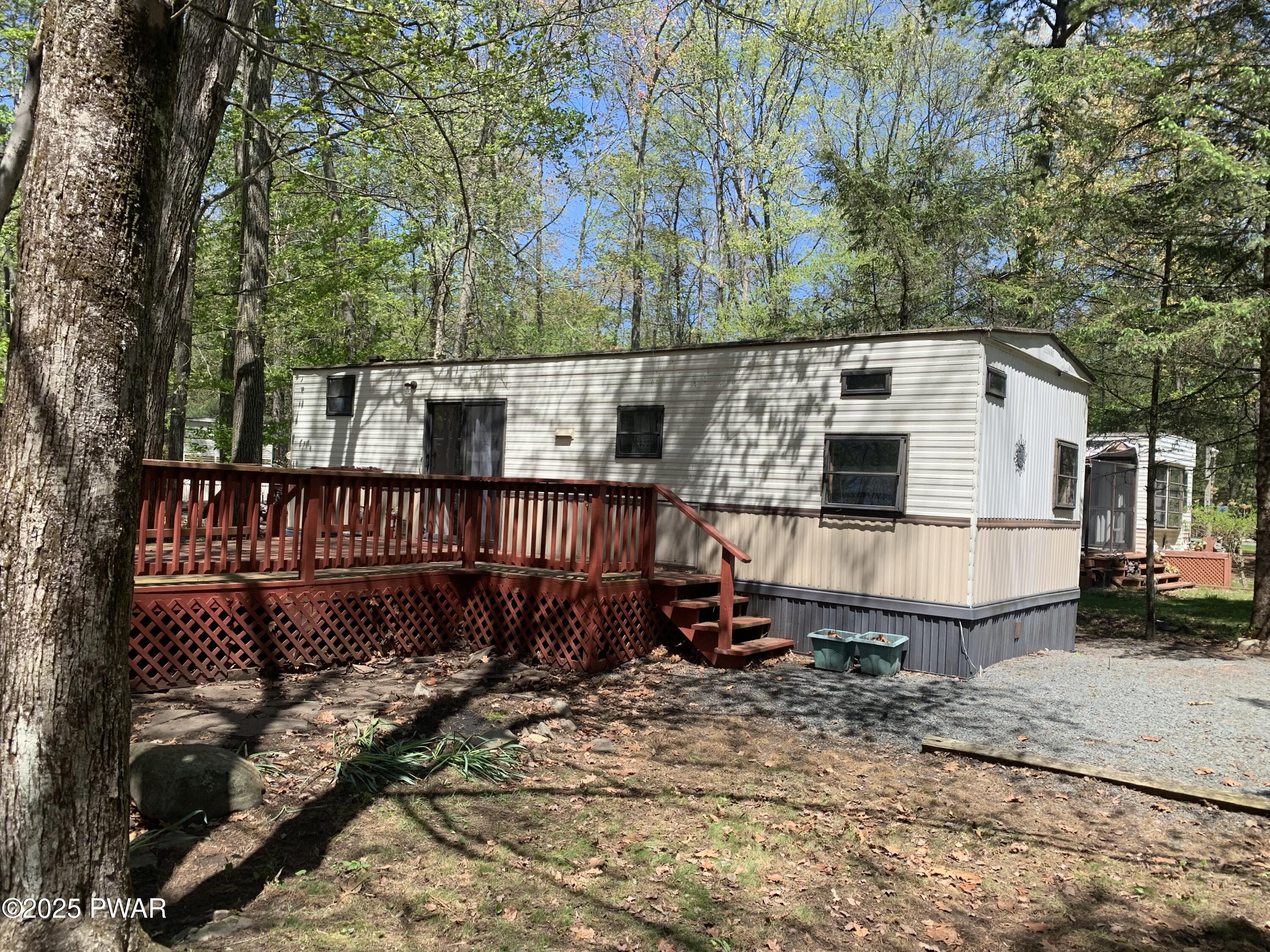 136 Birchy Brook Drive, Milford, Pennsylvania image 1