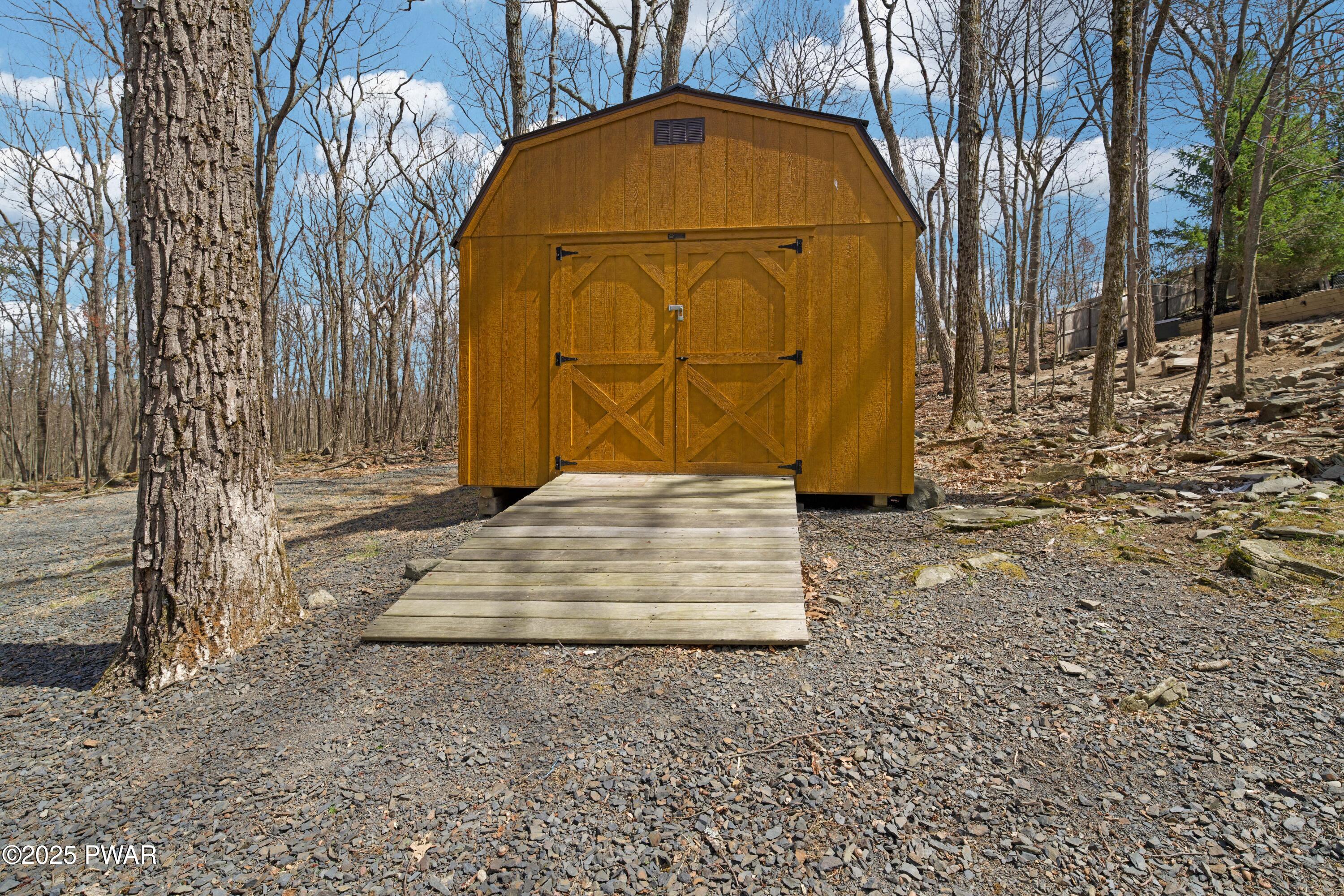 299 Gold Key Road, Milford, Pennsylvania image 8