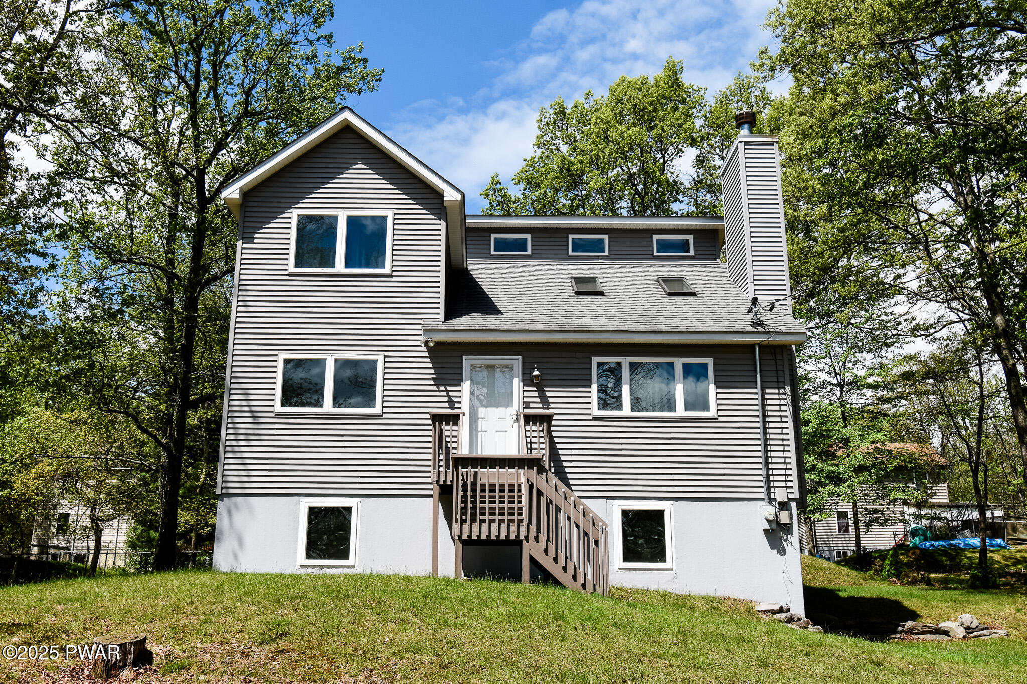 139 Westwood Drive, Dingmans Ferry, Pennsylvania image 1