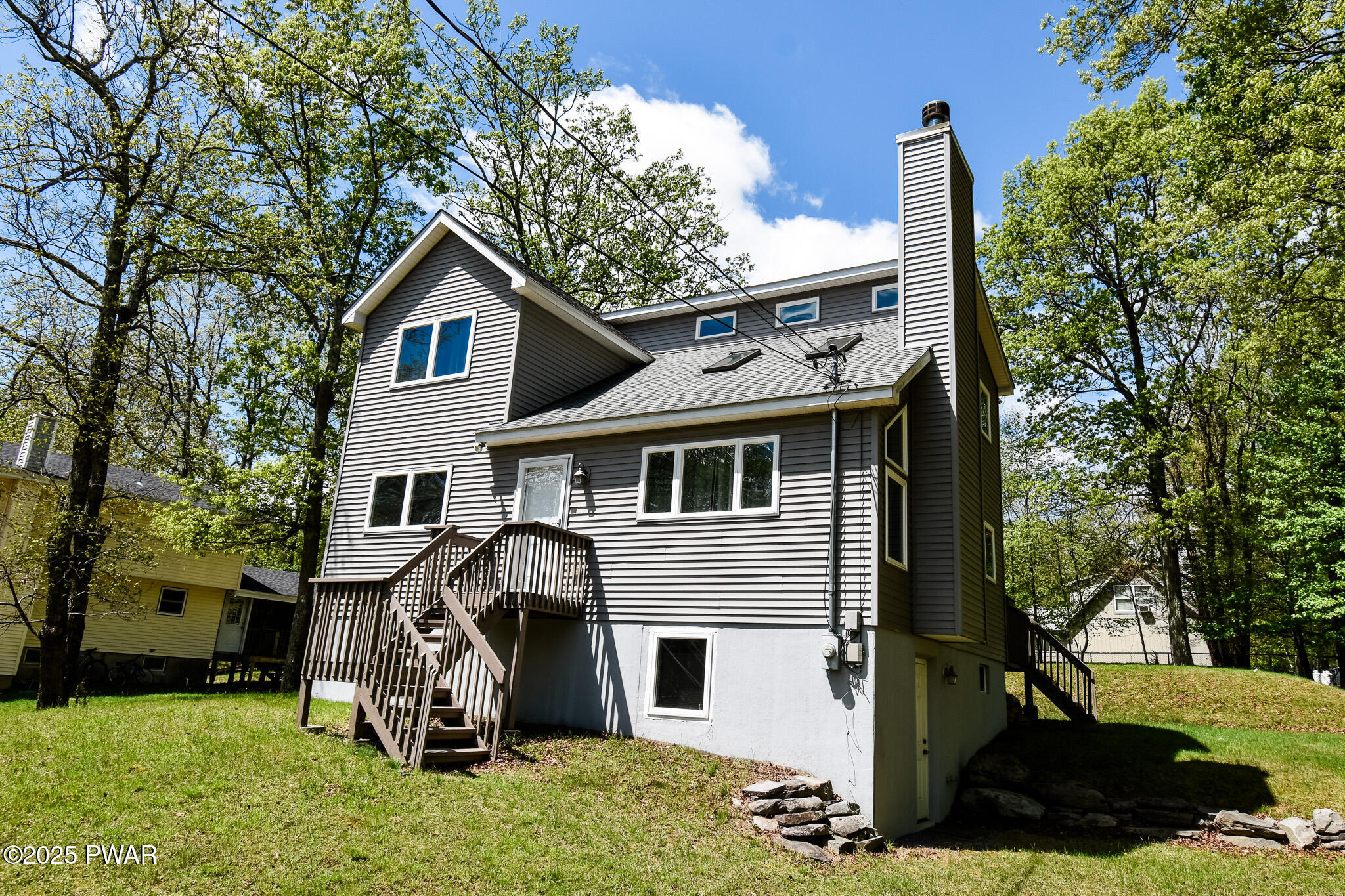139 Westwood Drive, Dingmans Ferry, Pennsylvania image 2