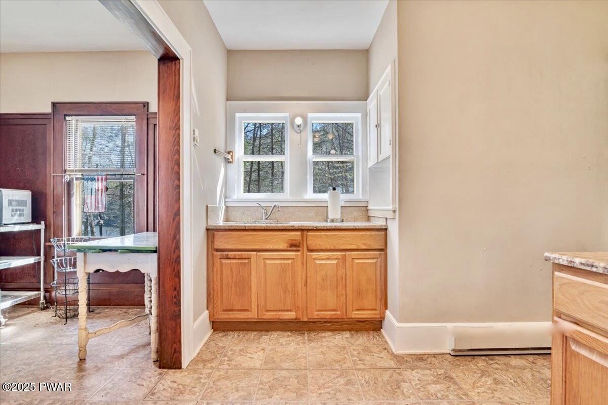 564A Peggy Runway Road, Beach Lake, Pennsylvania image 26