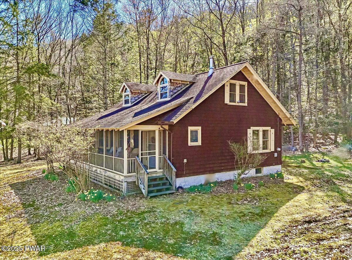 564A Peggy Runway Road, Beach Lake, Pennsylvania image 21
