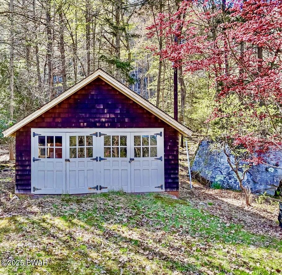 564A Peggy Runway Road, Beach Lake, Pennsylvania image 20