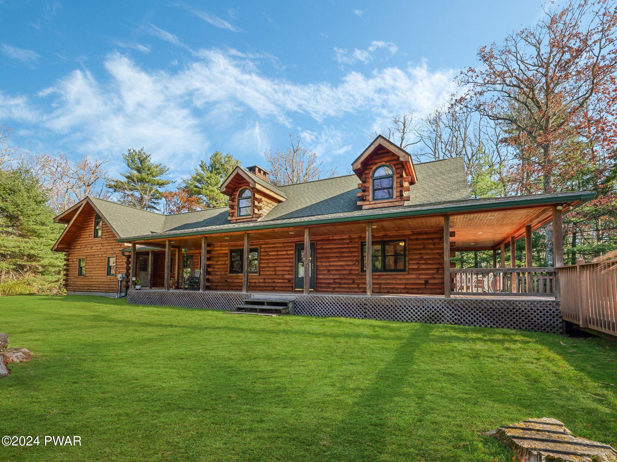 830 Twin Lakes Road, Shohola, Pennsylvania image 2