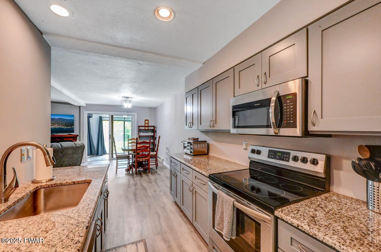 1107 Crest Circle, Lakeville, Pennsylvania image 21