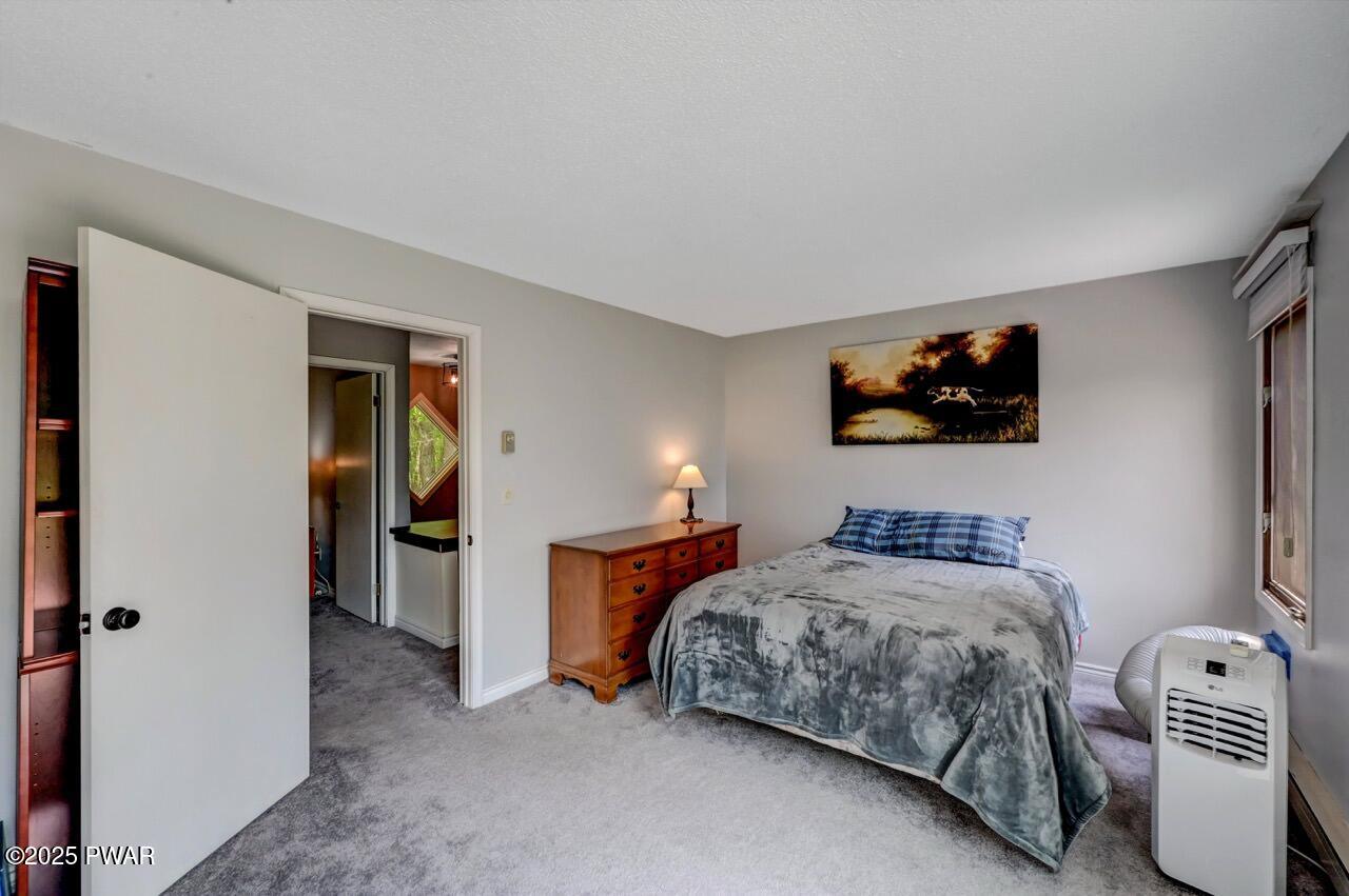 1107 Crest Circle, Lakeville, Pennsylvania image 35