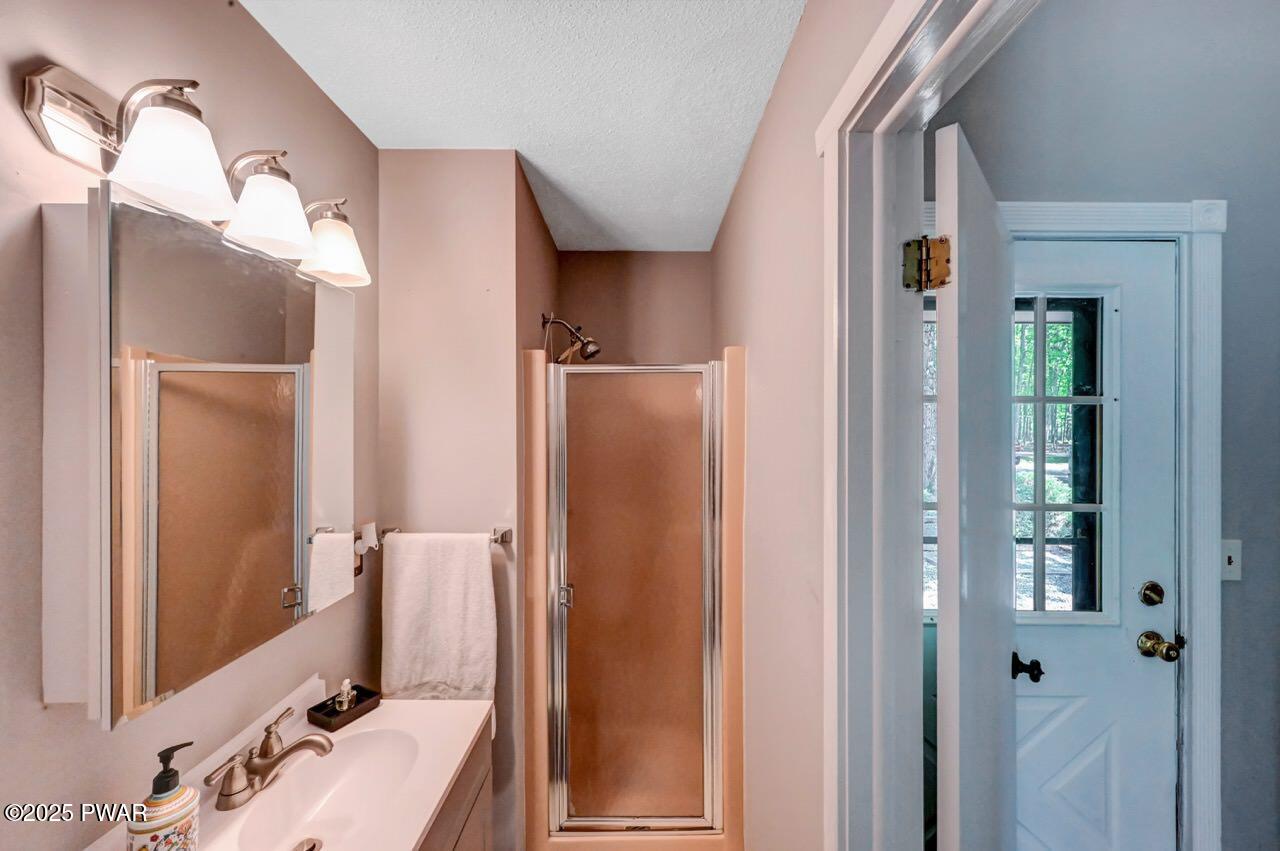 1107 Crest Circle, Lakeville, Pennsylvania image 30
