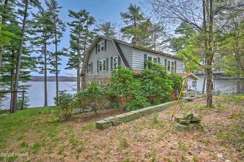Homes For Sale - 100 Harbor Landing Lndg<br/> Pike County, Paupack, PA 18451