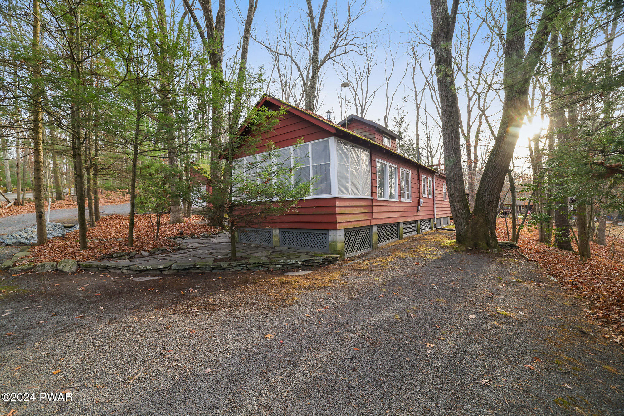 815 N Shore Road, Tafton, Pennsylvania image 3