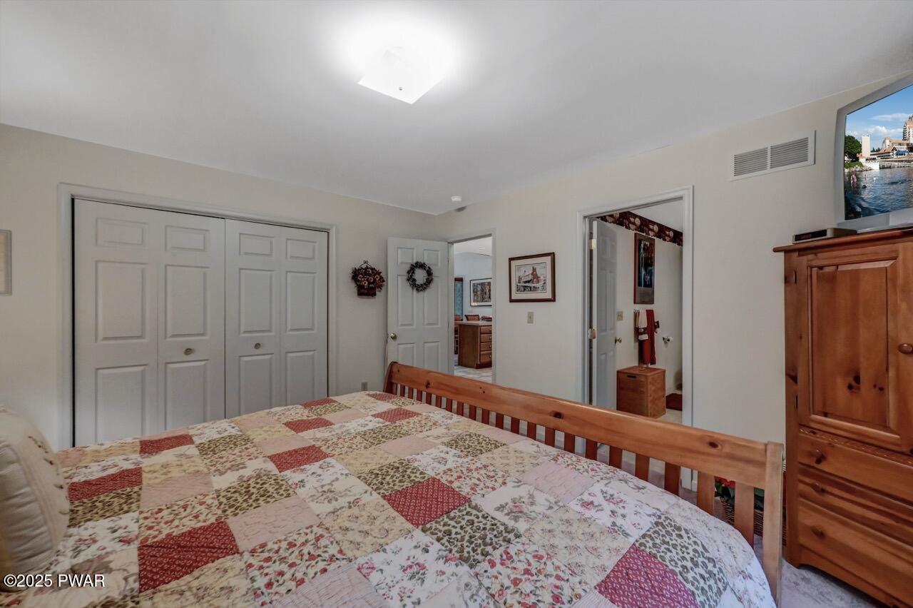 808 Pioneer Court, Lackawaxen, Pennsylvania image 38