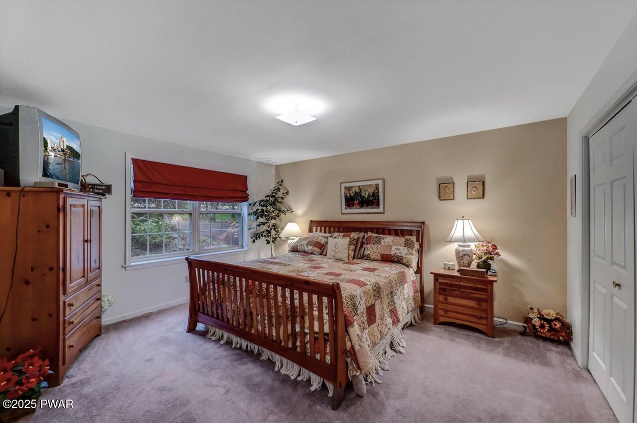 808 Pioneer Court, Lackawaxen, Pennsylvania image 32