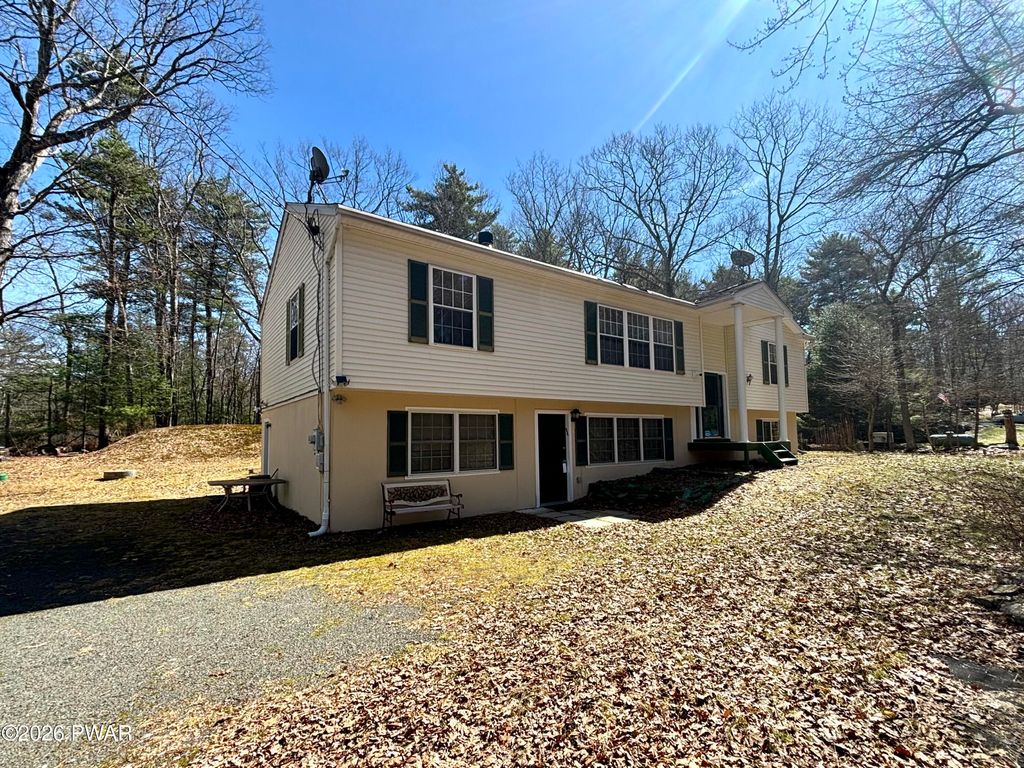 Photo of 104 Hedge Drive, Dingmans Ferry, PA 18328 (MLS # PW260630)